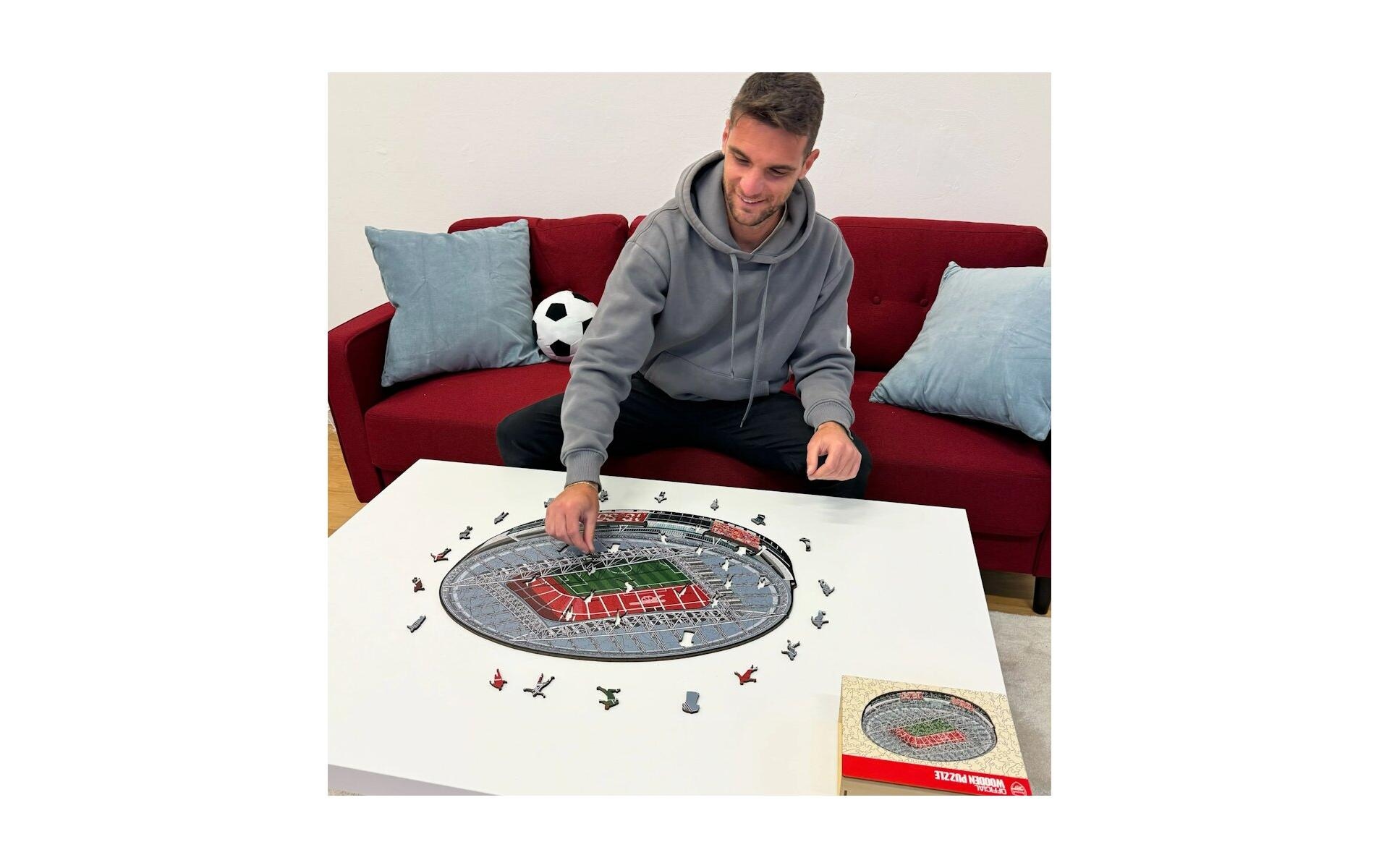 Puzzle »Iconic Arsenal FC – Emirates Stadium«, Holzart: Birke (Herkunftsland: China)