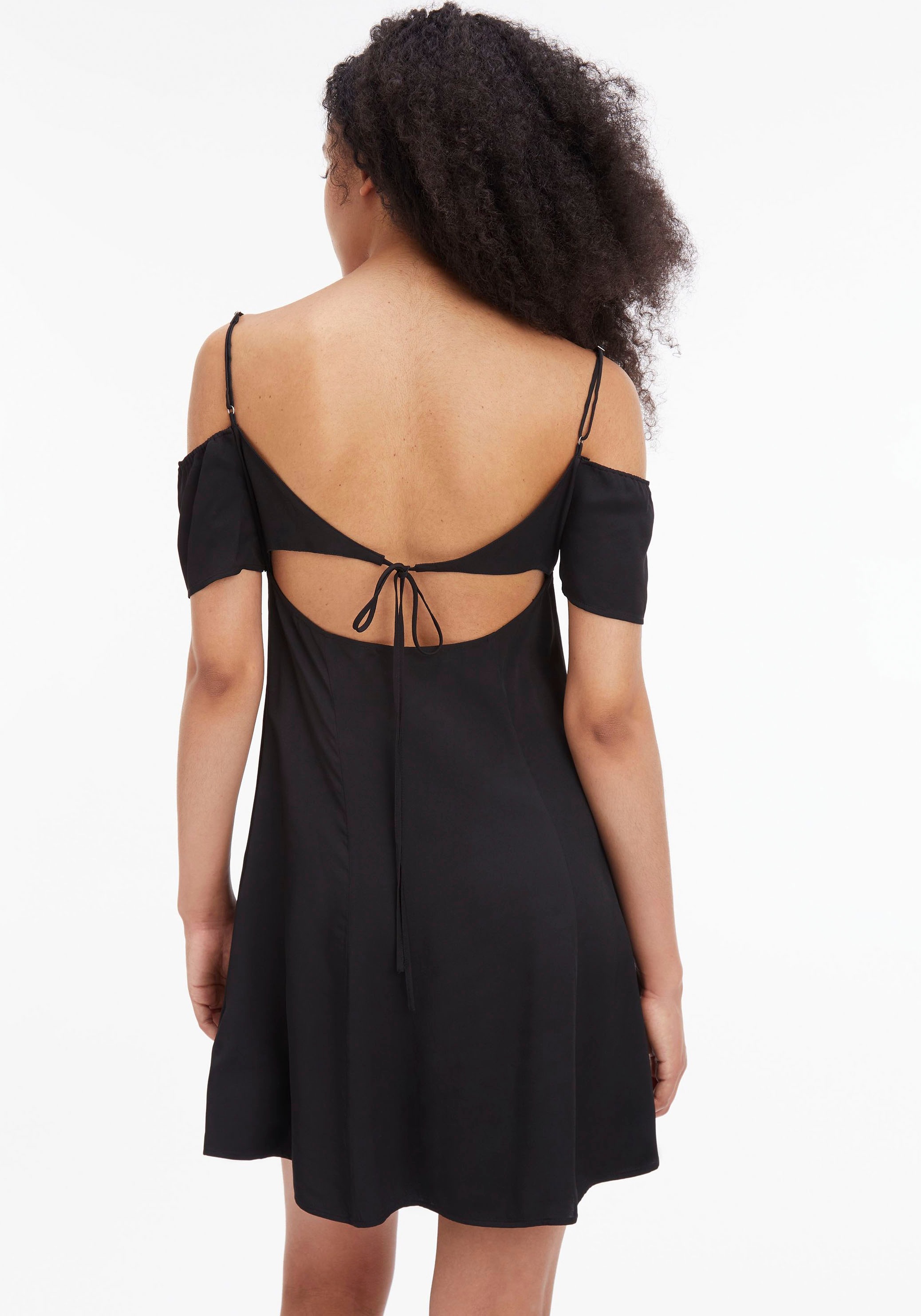 kaufen mit bei online Klein Calvin Off-Shoulder-Kleid, Jeans Schweiz Rückenausschnitt Jelmoli-Versand
