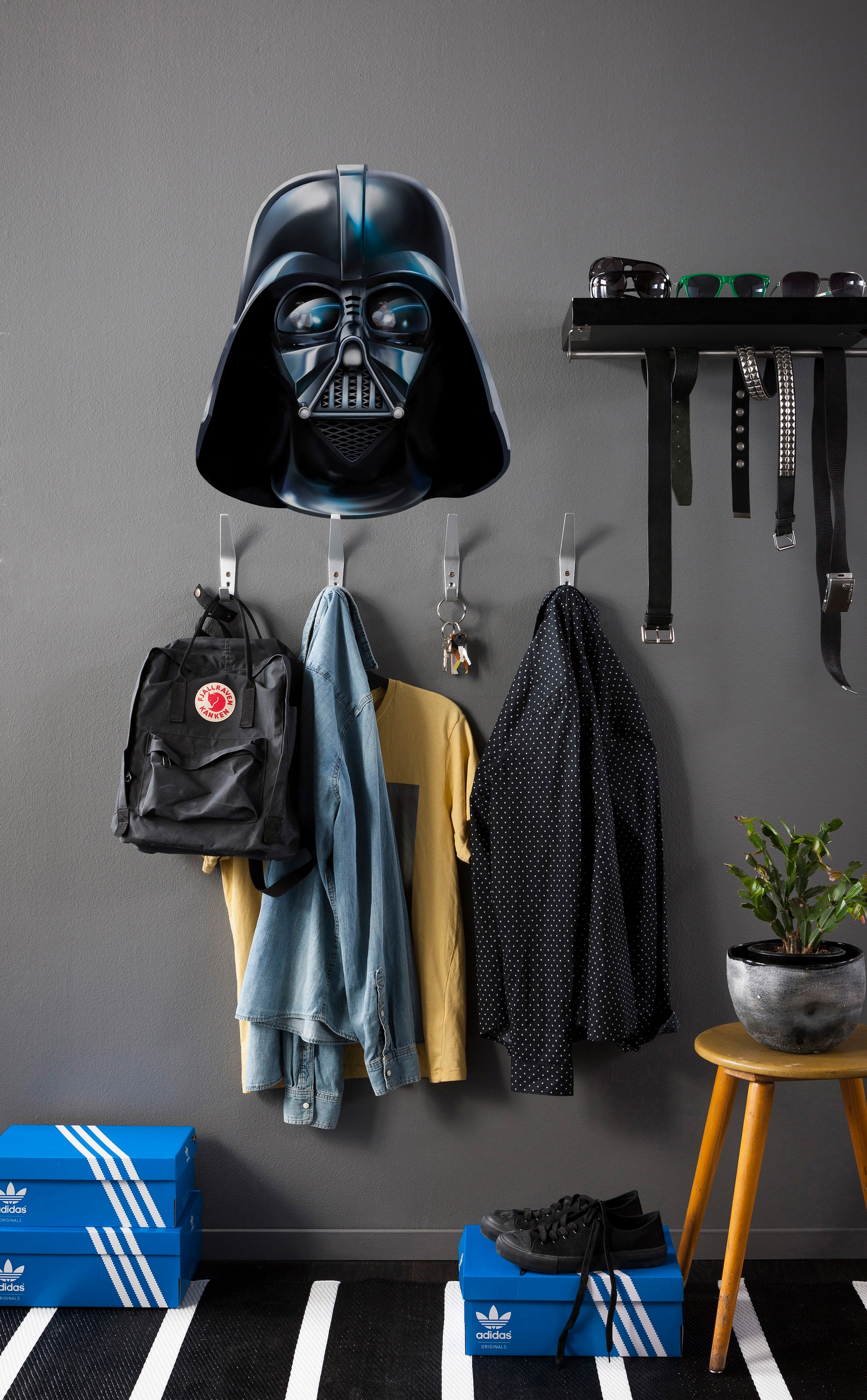 ❤ Komar Wandtattoo »Star Wars Darth Vader«, (1 St.), 50x70 cm (Breite x Höhe),  selbstklebendes Wandtattoo bestellen im Jelmoli-Online Shop