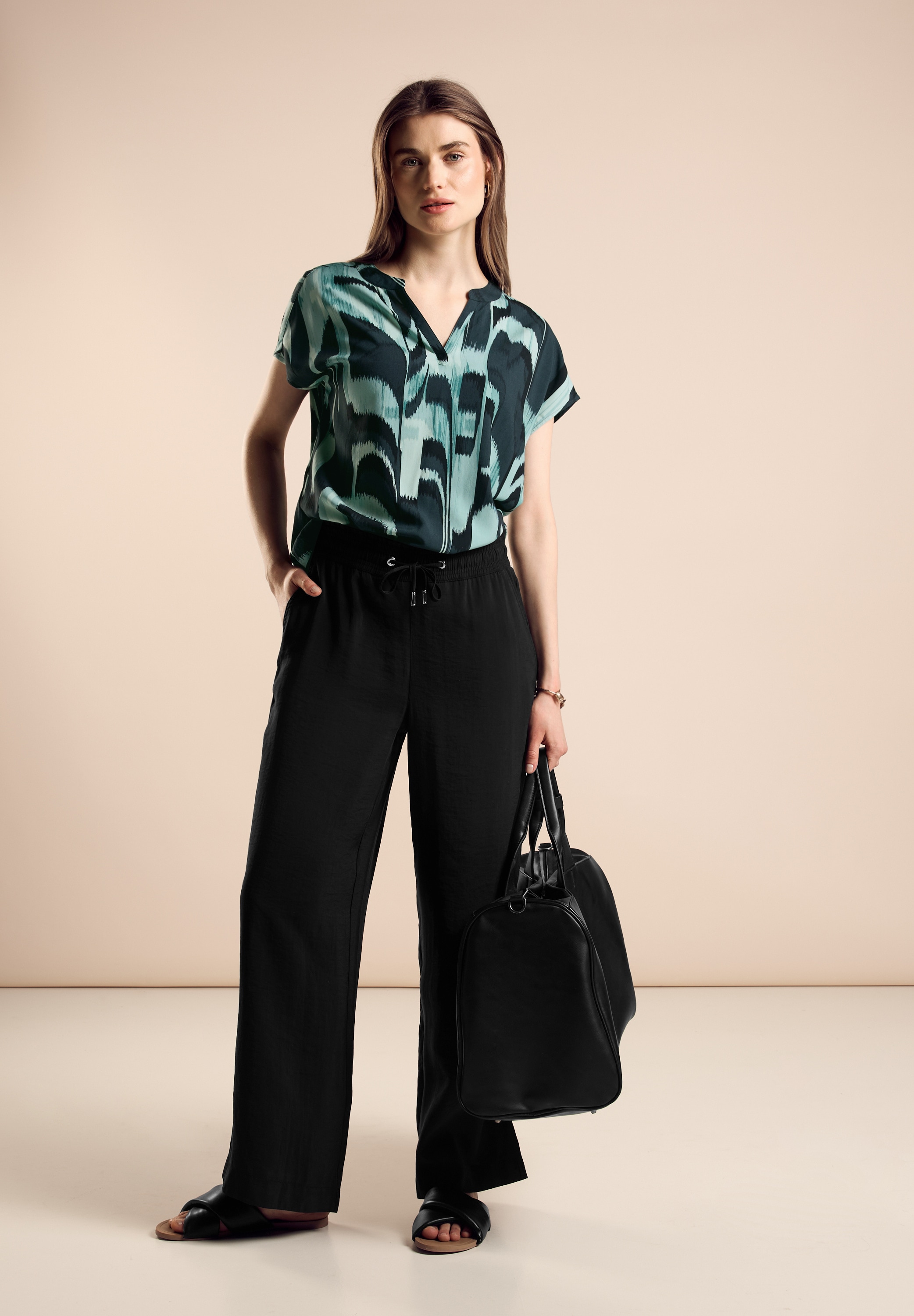 STREET ONE Druckbluse, mit grafischem Muster