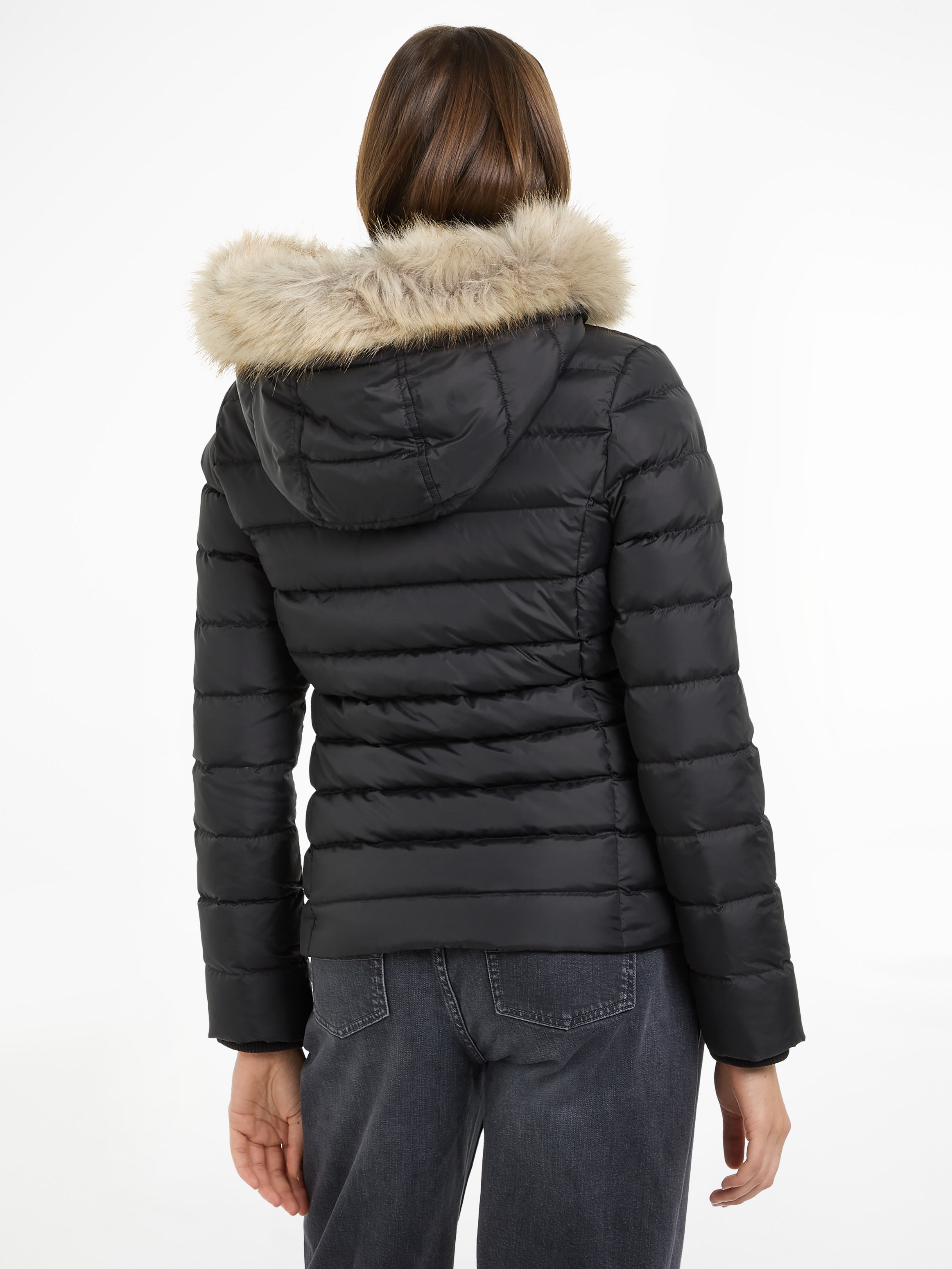 Tommy Jeans Curve Steppjacke »TJW BASIC HOODED DOWN JACKET EXT«, mit Kapuze, in Grossen Grössen, mit Kapuze