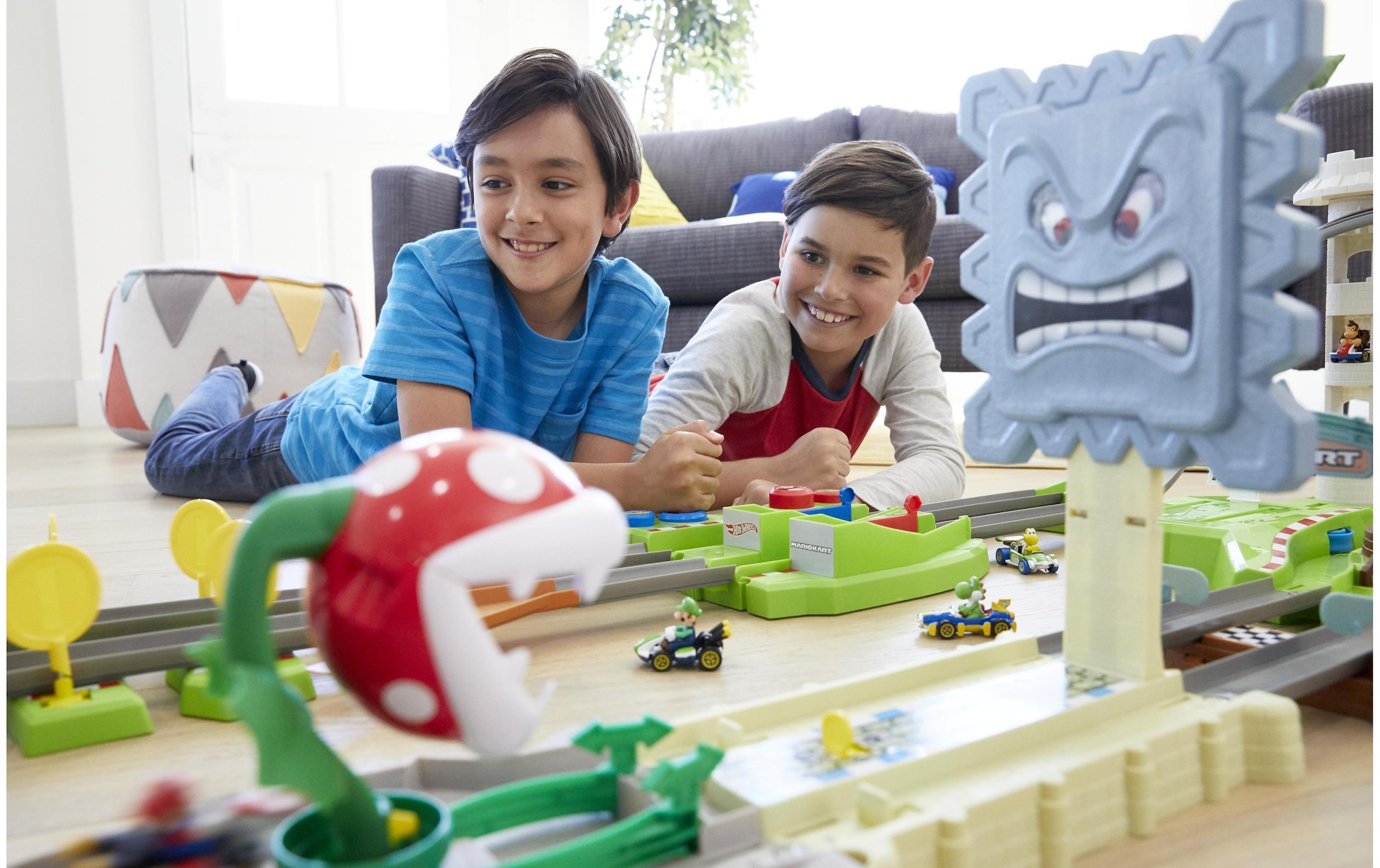 Hot Wheels Autorennbahn »Mariokart Trackset Rundkurs«