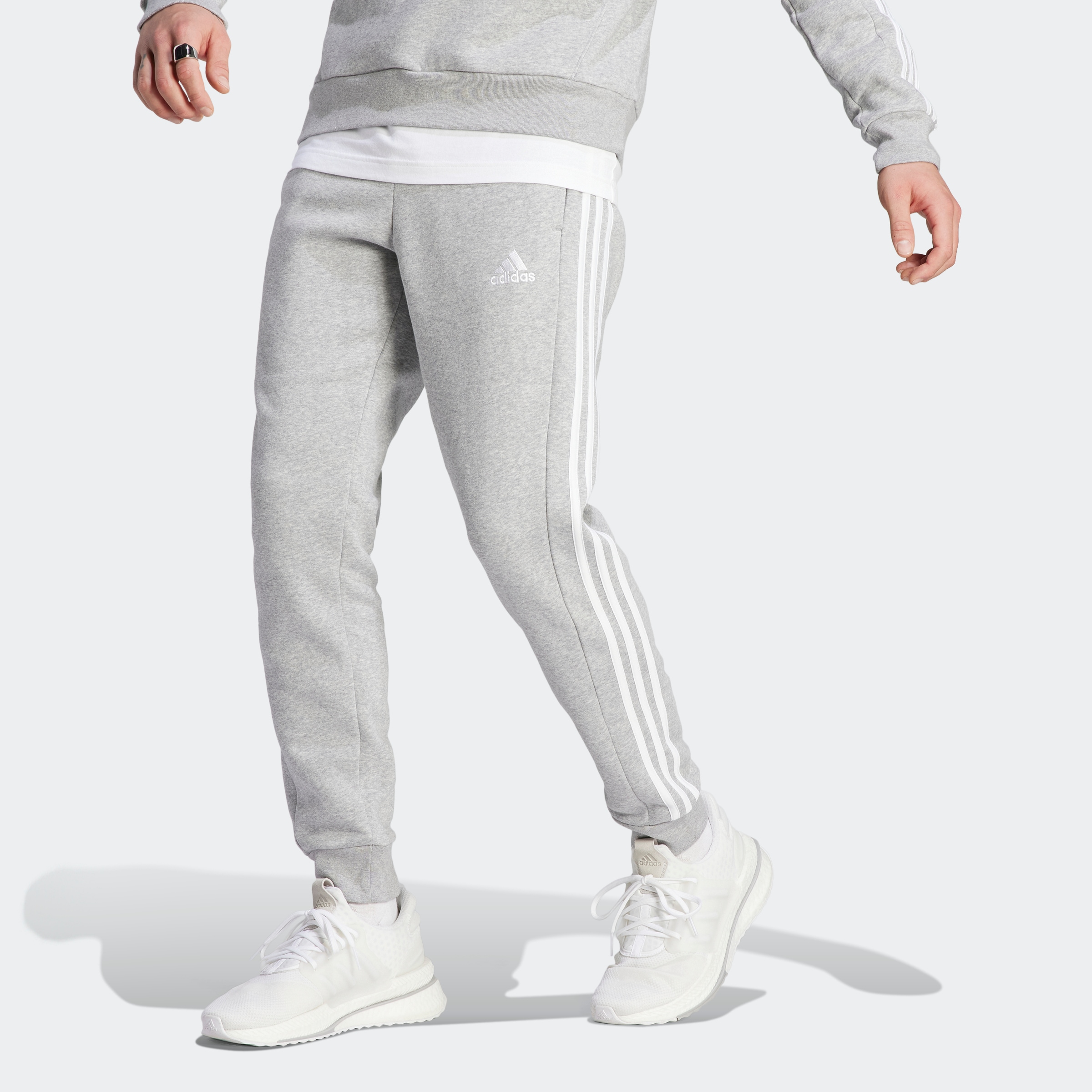 adidas Sportswear Sporthose Jelmoli-Versand (1 CUFF 3STREIFEN TAPERED HOSE«, | shoppen tlg.) online »ESSENTIALS