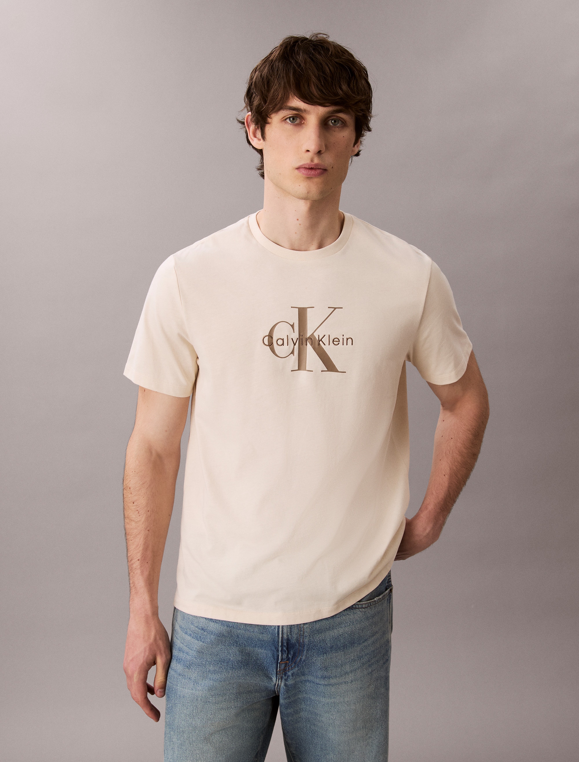 Calvin Klein Jeans T-Shirt »SS Hero Monologo Tee 20s« Mit Rundhalsausschnitt, regular fit