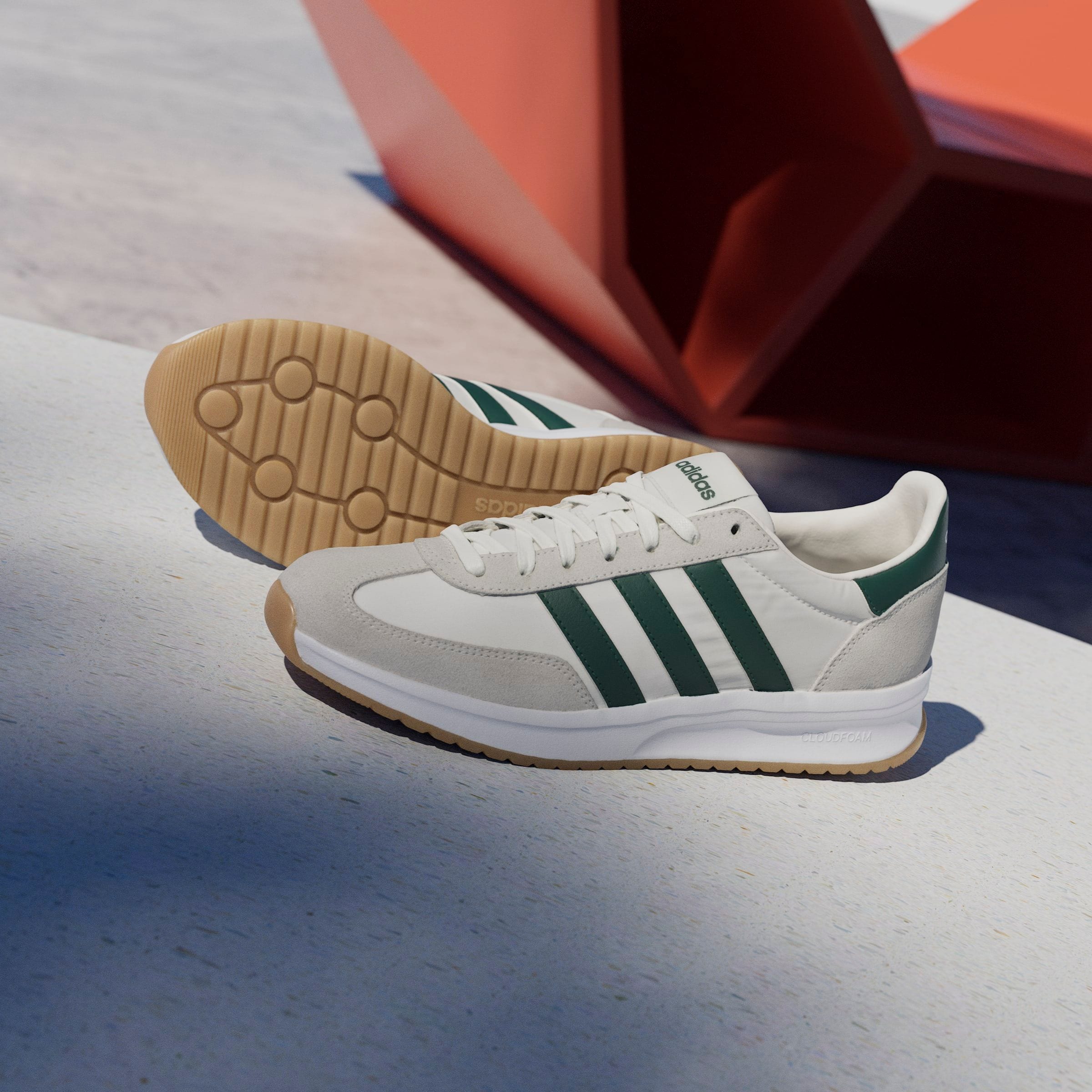 adidas Sportswear Sneaker »RUN 70S 2.0«, inspiriert vom Design des adidas SL72