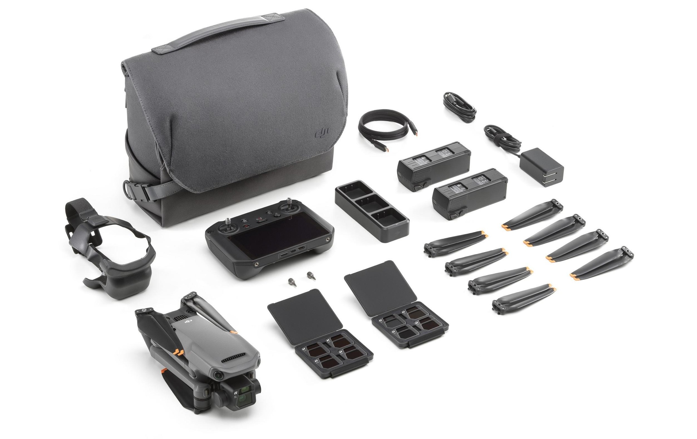 DJI Drohne »Mavic 3 Cine Premium Combo RTF«