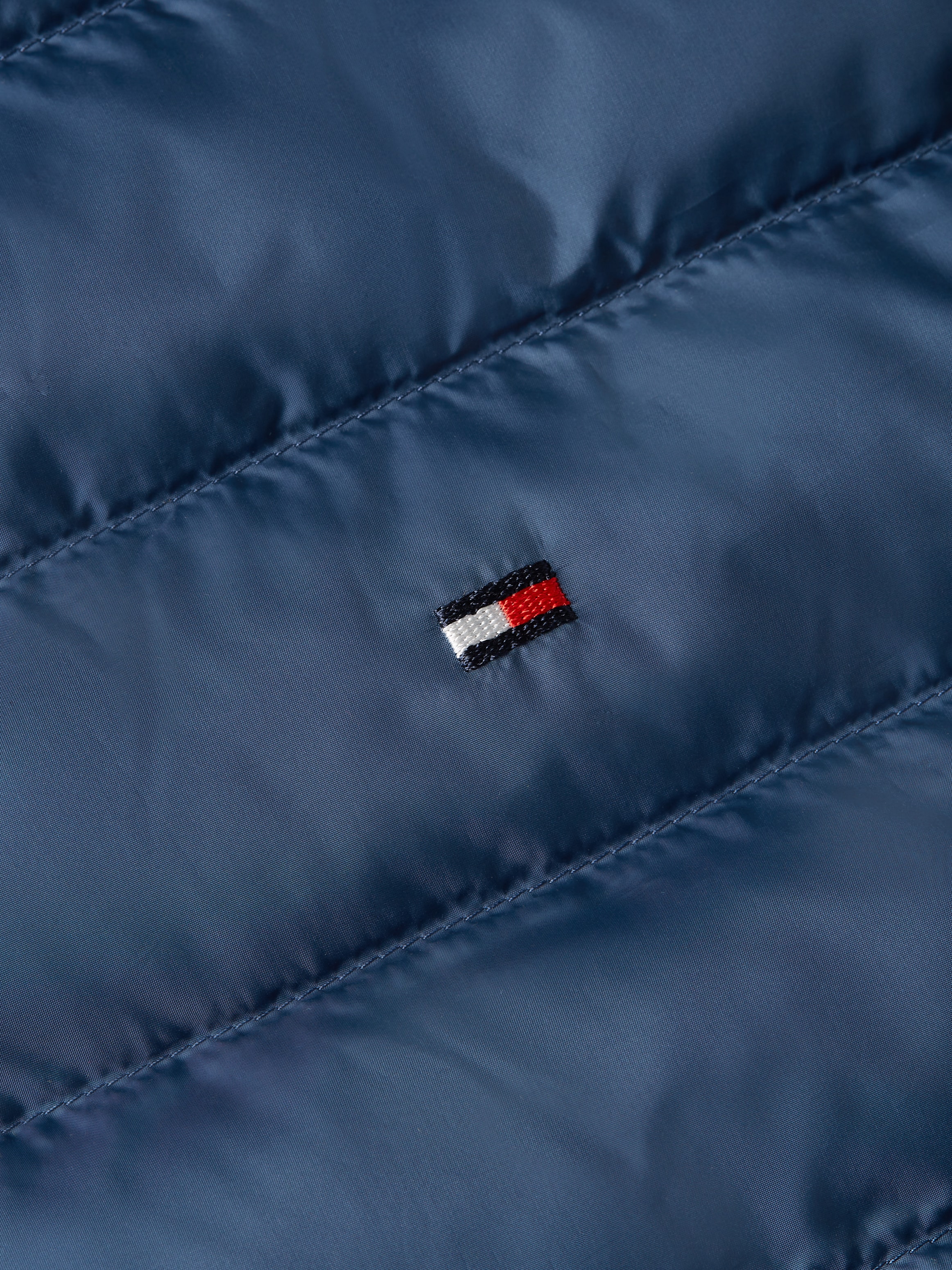 Tommy Hilfiger Steppjacke »PACKABLE RECYCLED JACKET«, mit Tommy Hilfiger Logostickerei