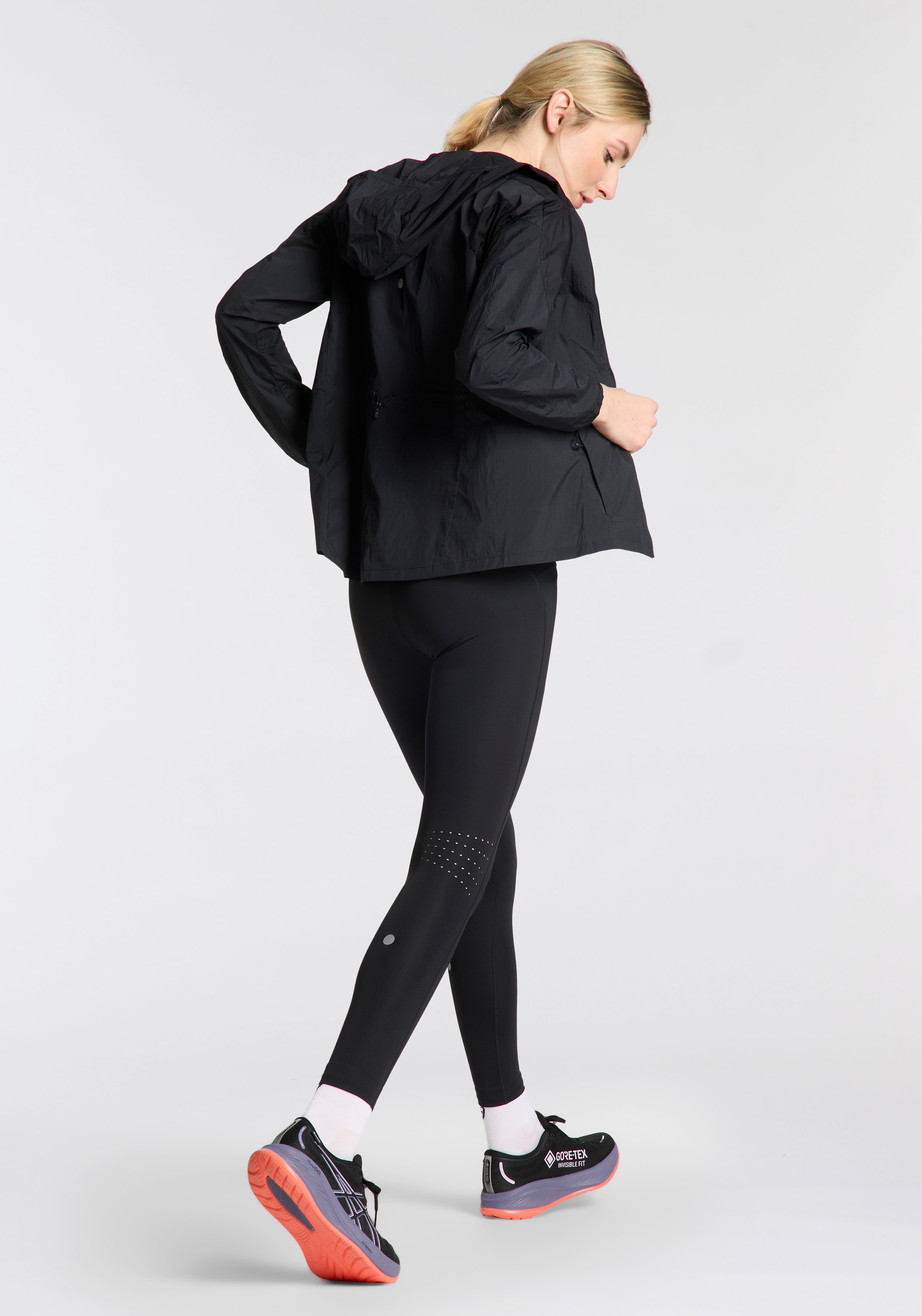 Asics Laufjacke »ROAD PACKABLE JACKET«, mit Kapuze