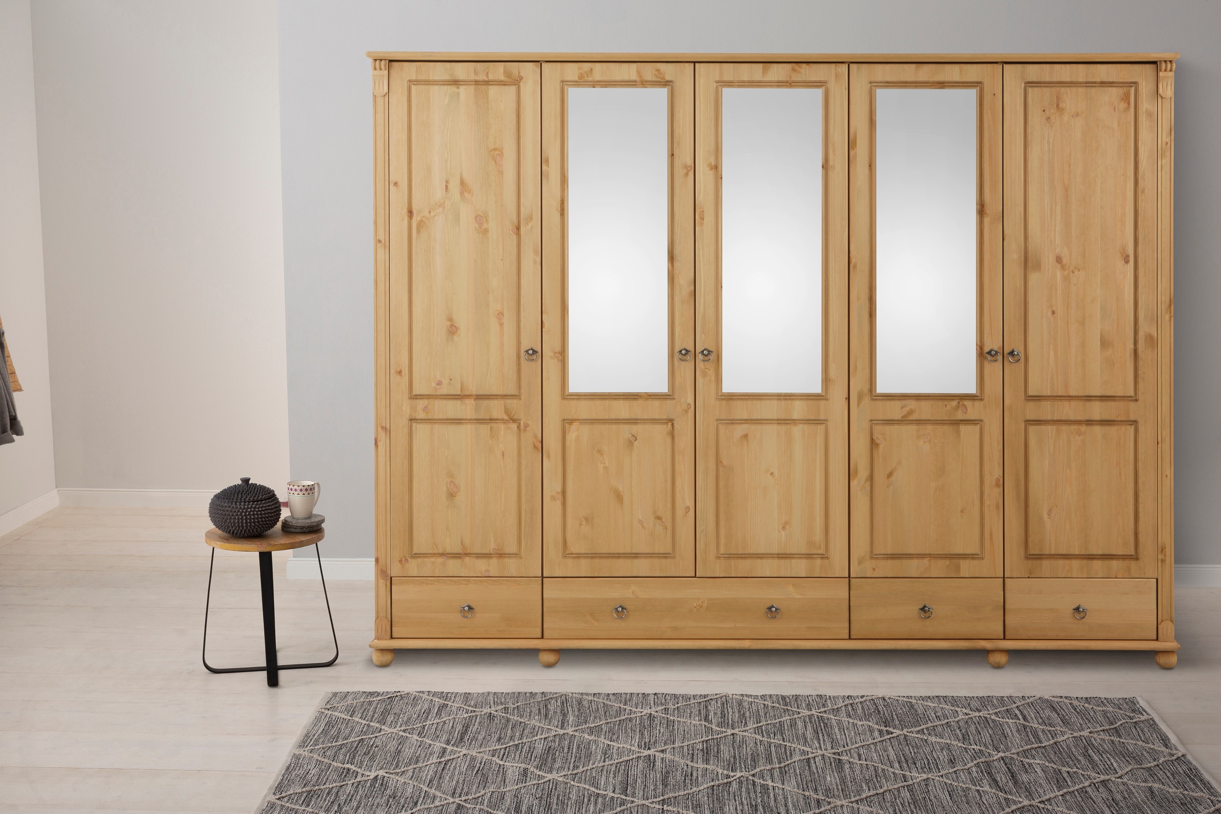 GOODproduct Kleiderschrank »Tessin« B/H/T ca. 245/191/59 cm, Breite 245 cm, Kiefer massiv, mit Spiegel
