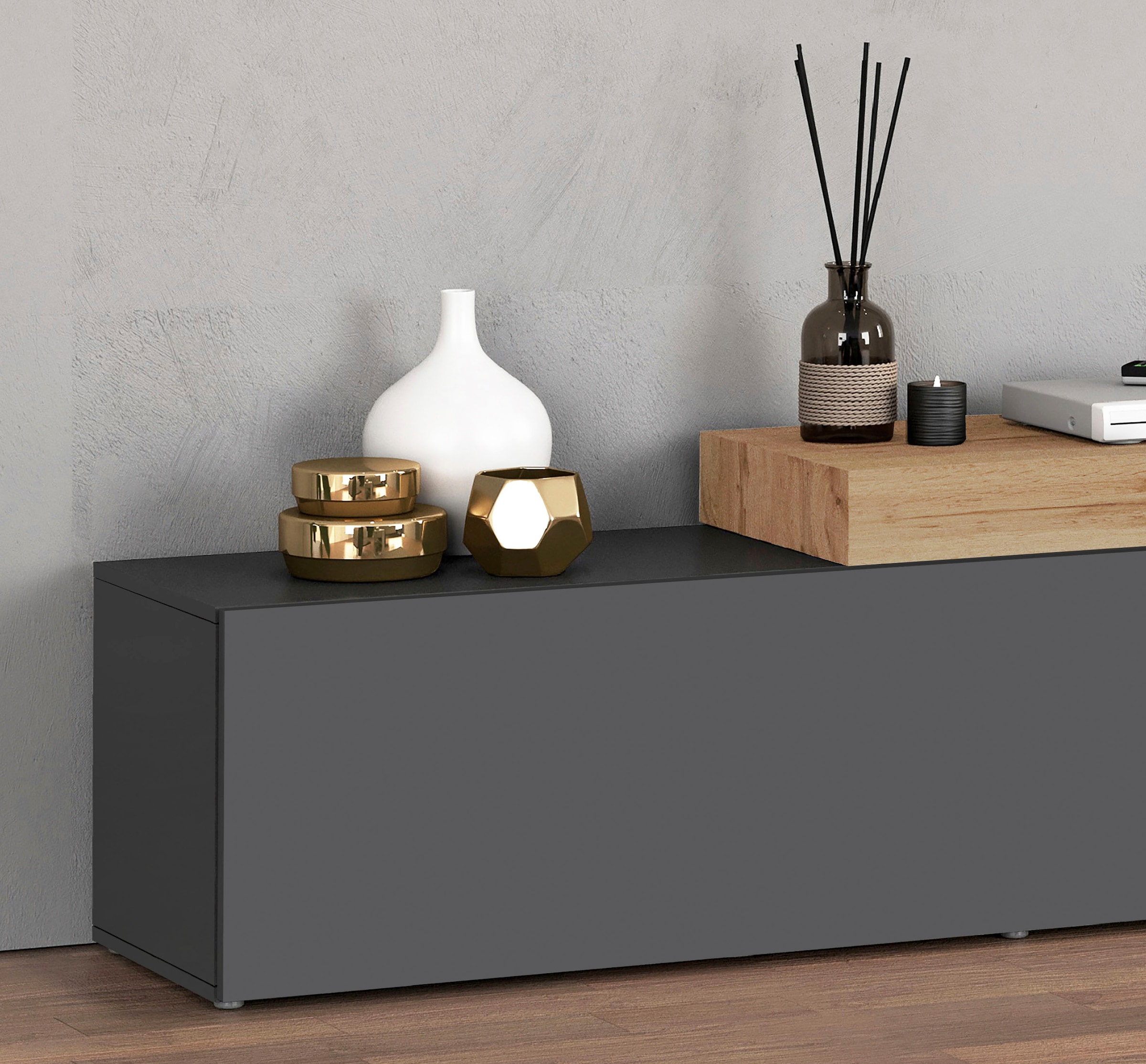 INOSIGN Lowboard »Chronos TV-Board, TV-Schrank«, (1 St., Breite verstellbar von 180 bis 260 cm), Breite 220 cm TV-Board,Lowboard,1 Klappe und ein L-Förmiger Aufsatz
