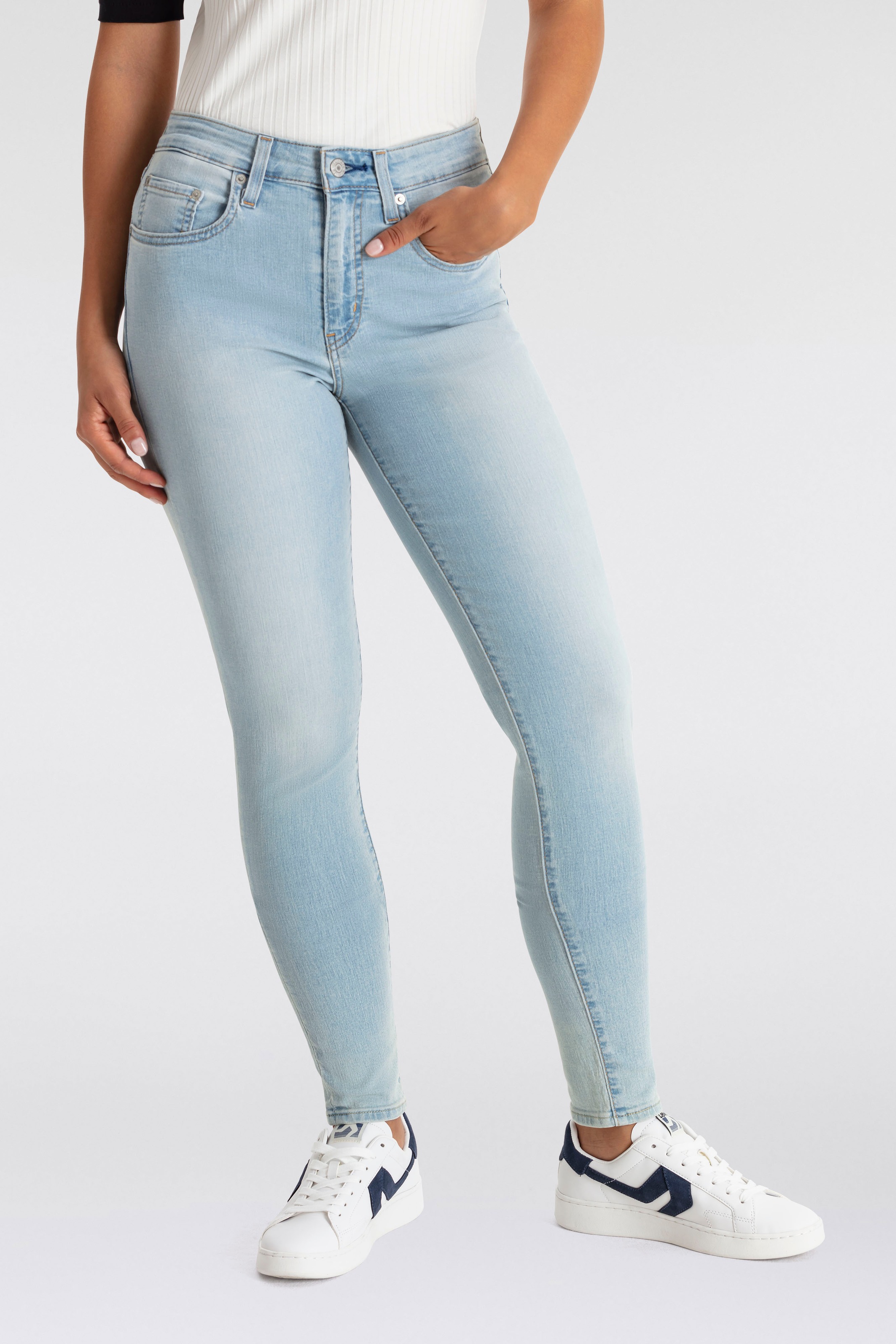 Levi's® Skinny-fit-Jeans »721 HIGH RISE SKINNY« mit hohem Bund