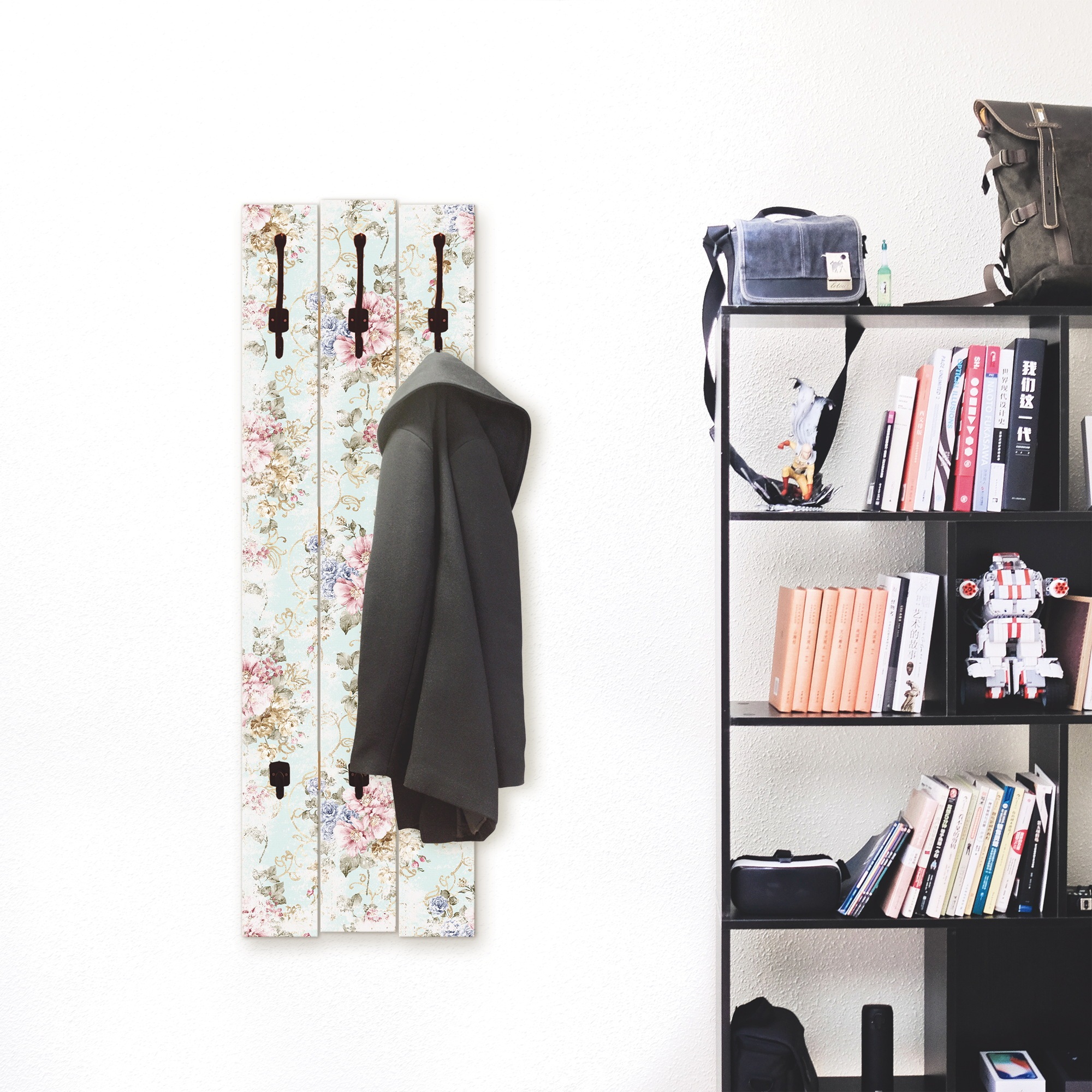 Image of Ackermann - Artland Garderobenpaneel »Blumen mit nahtlosem Muster«, platzsparende Wandgarderobe aus Holz mit 5 Haken, geeignet für kleinen, schmalen Flur, Flurgarderobe einkaufen bei Ackermann Versand Schweiz