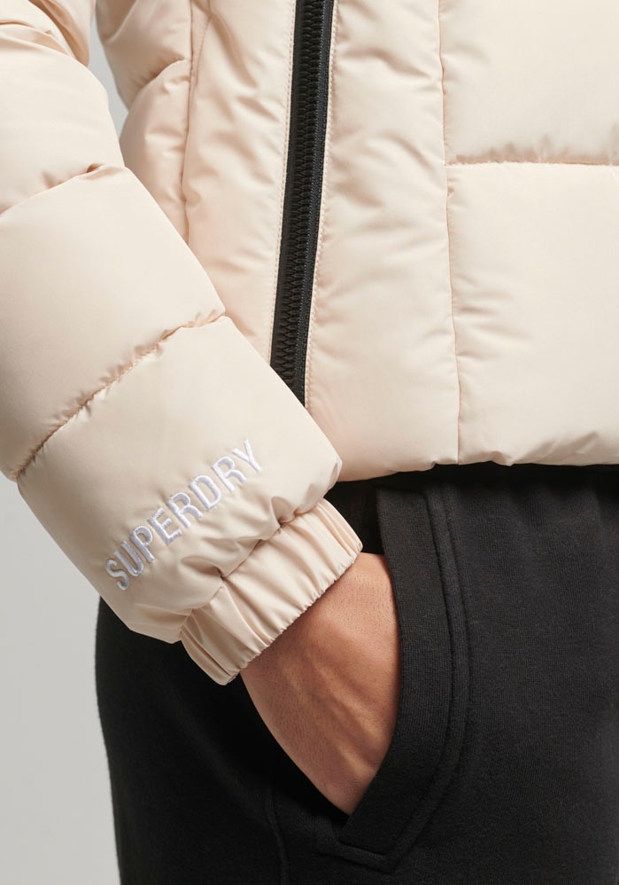 Superdry Steppjacke »HOODED SPIRIT SPORTS PUFFER«, mit Kapuze, aus wasserabweisendem Material