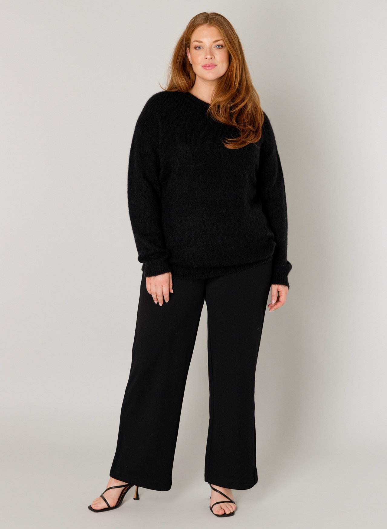 Base Level Curvy Strickpullover »Yanara«, mit Wolle und Elasthan