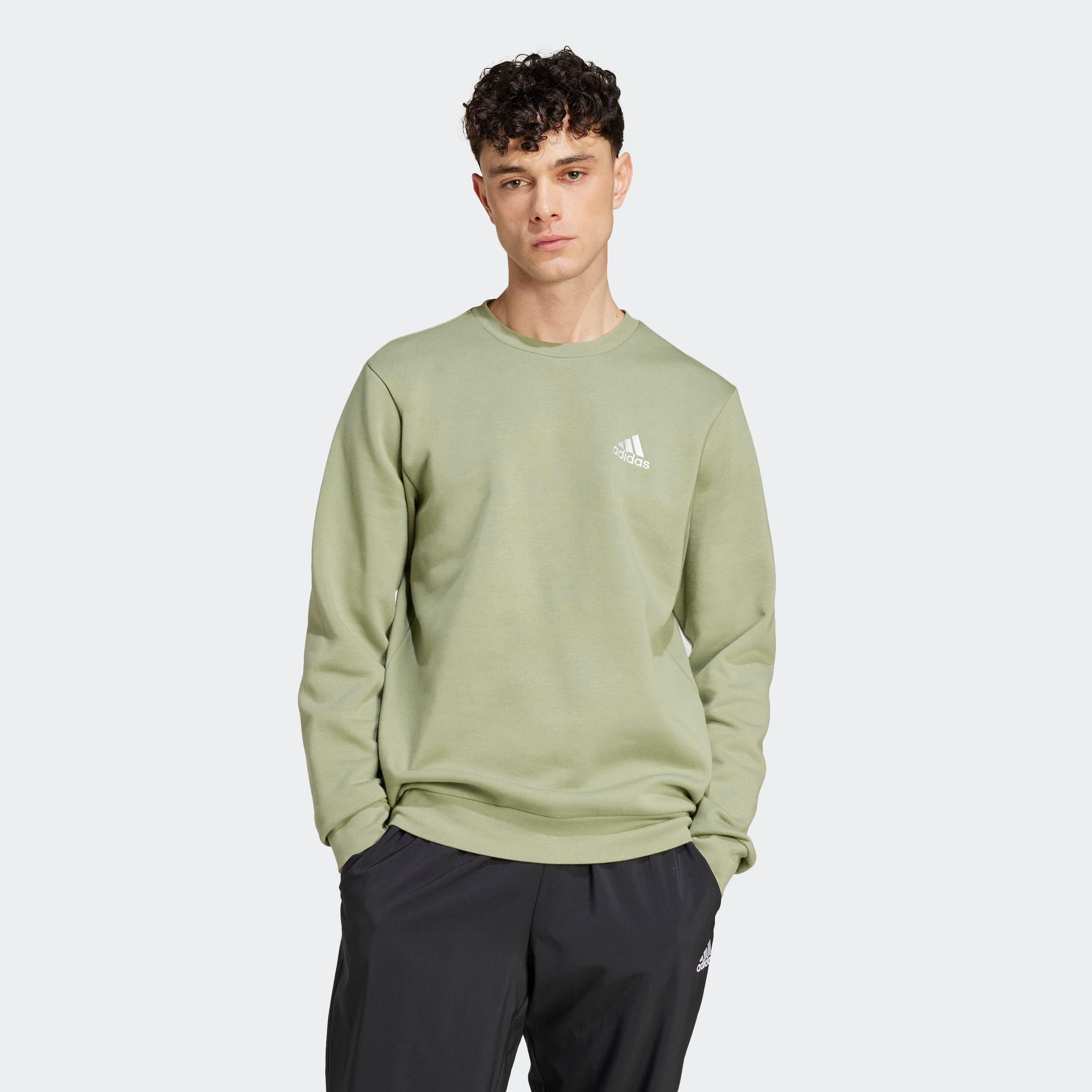 adidas Sportswear Sweatshirt »ESSENTIALS FLEECE«, weiches Material