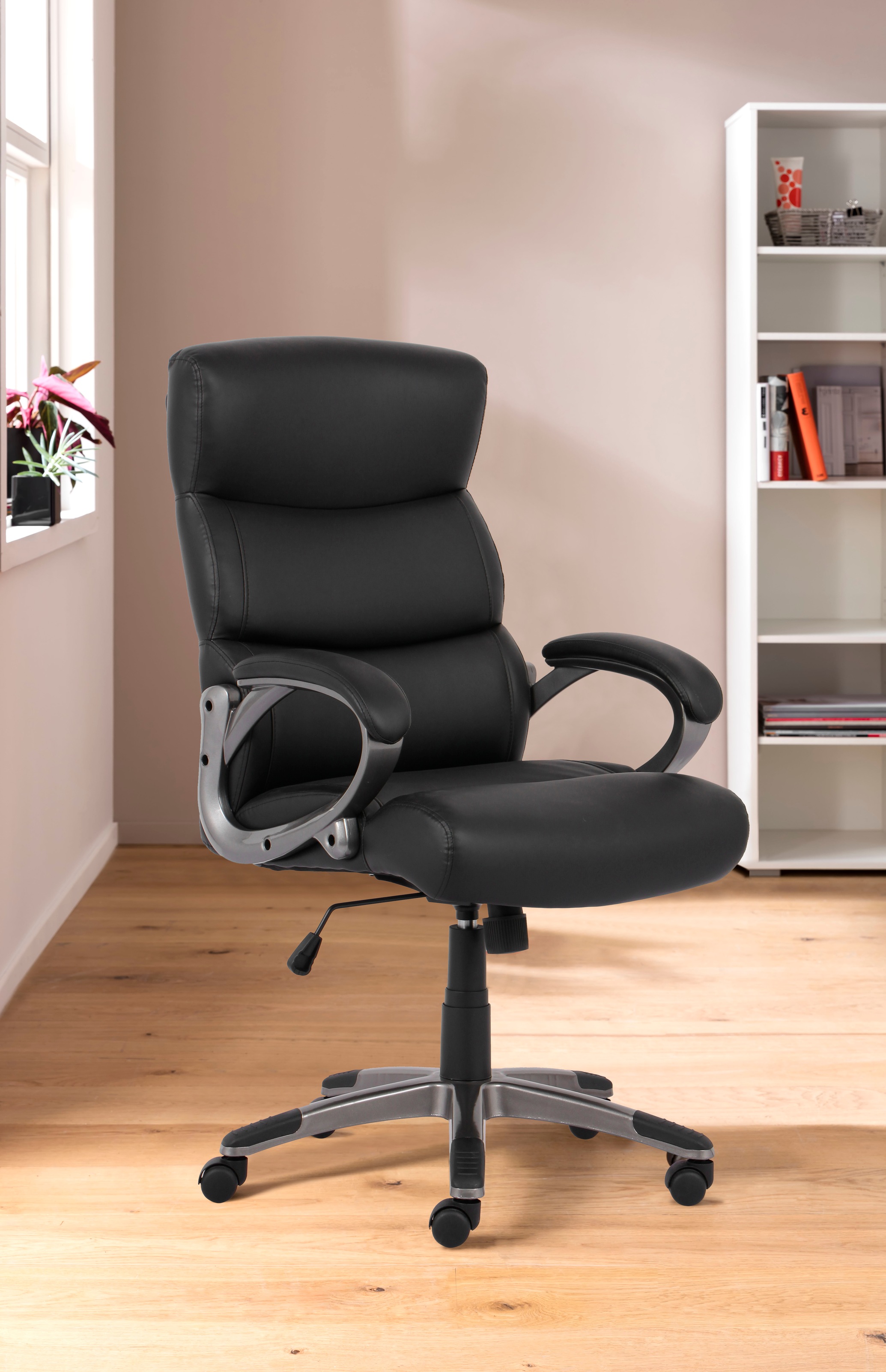 INOSIGN Bürostuhl »Sabbia«, Kunstleder, Chefsessel, bequem gepolstert, ideal fürs Homeoffice