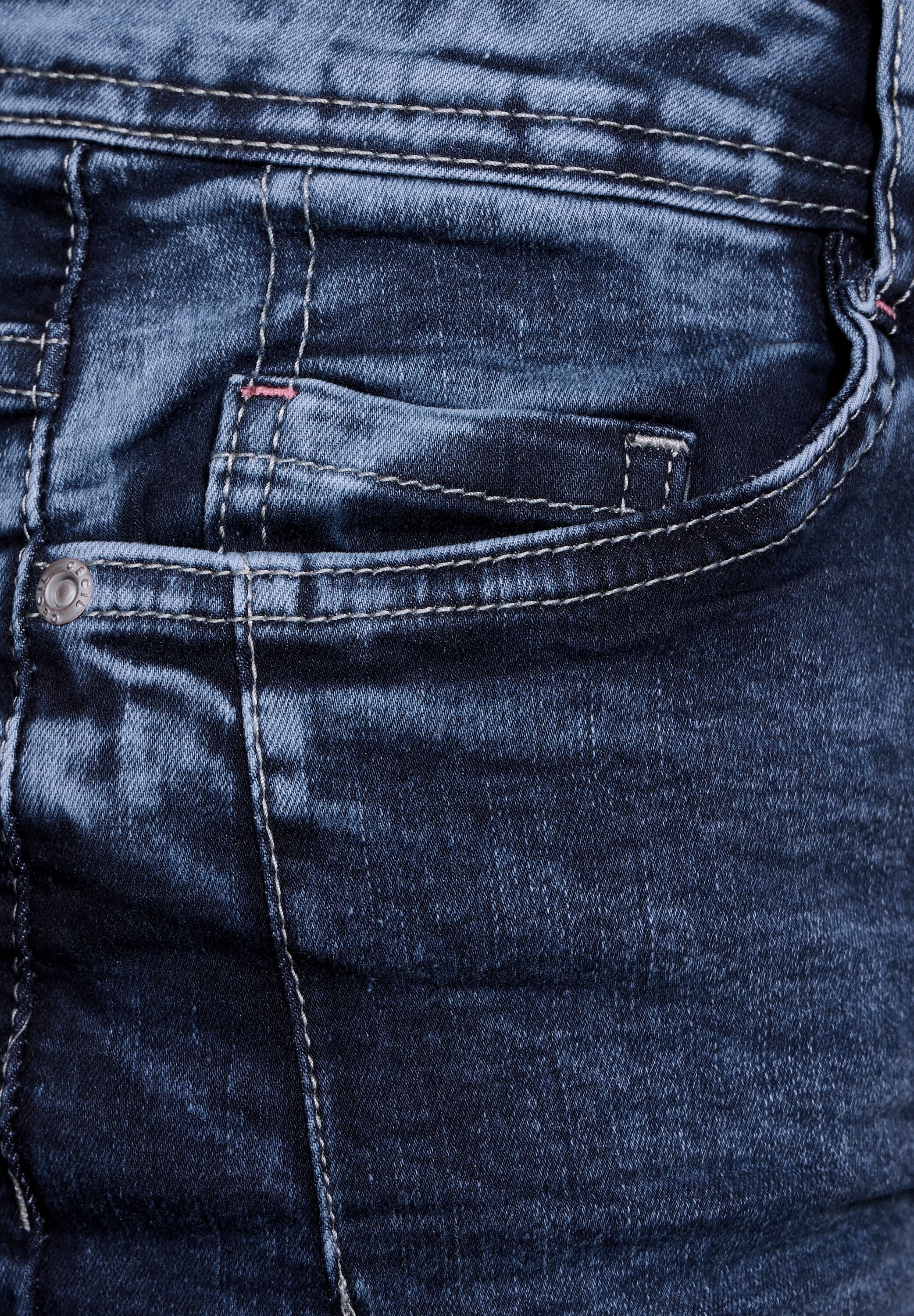 Cecil Bootcut-Jeans, in dunkelblauer Waschung