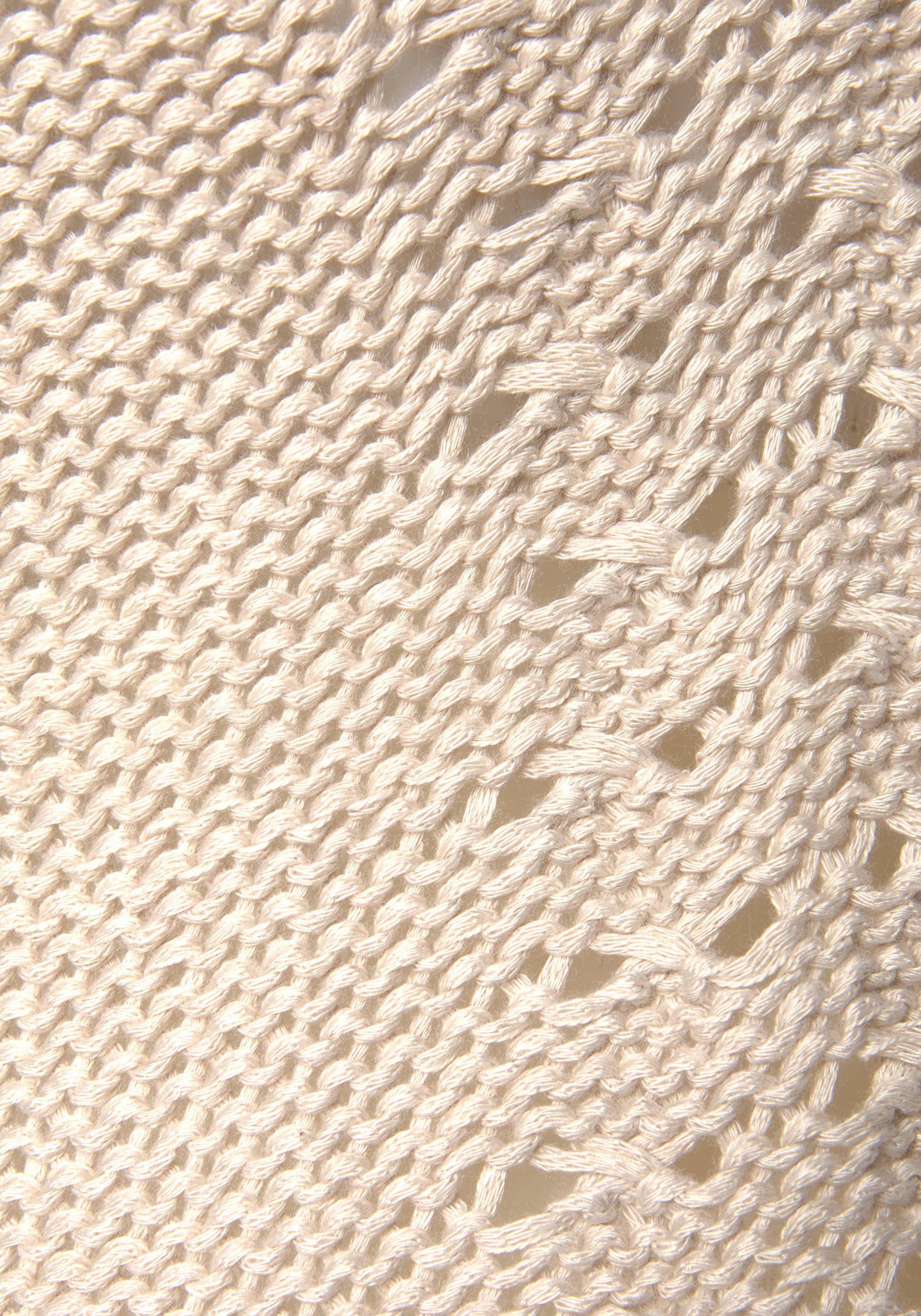 LASCANA Ajourpullover, mit tollem Lochstrickmuster, Strandpullover, leicht transparent