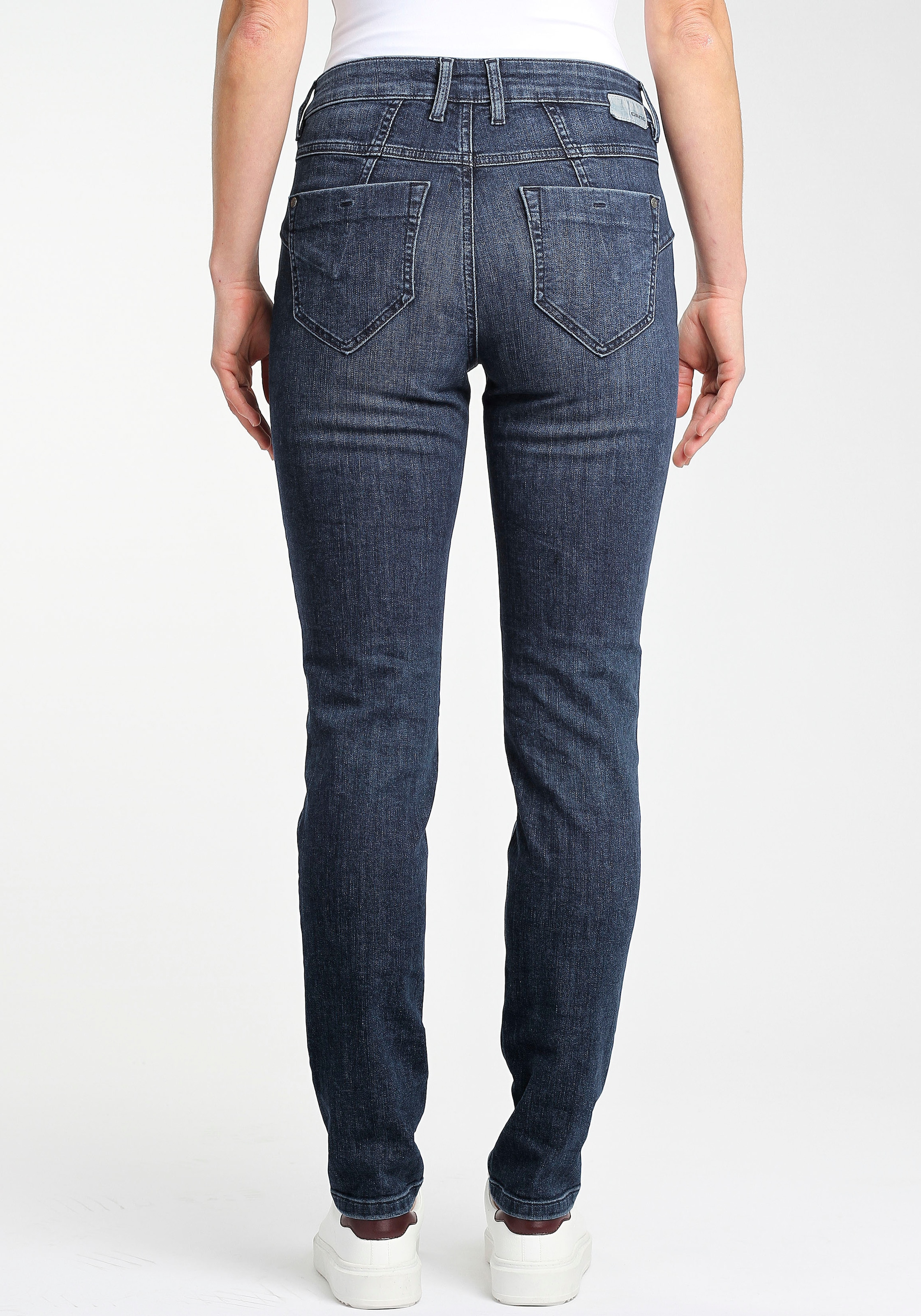 GANG Skinny-fit-Jeans »94MARISSA«, mit modischer V-Passe vorn & hinten