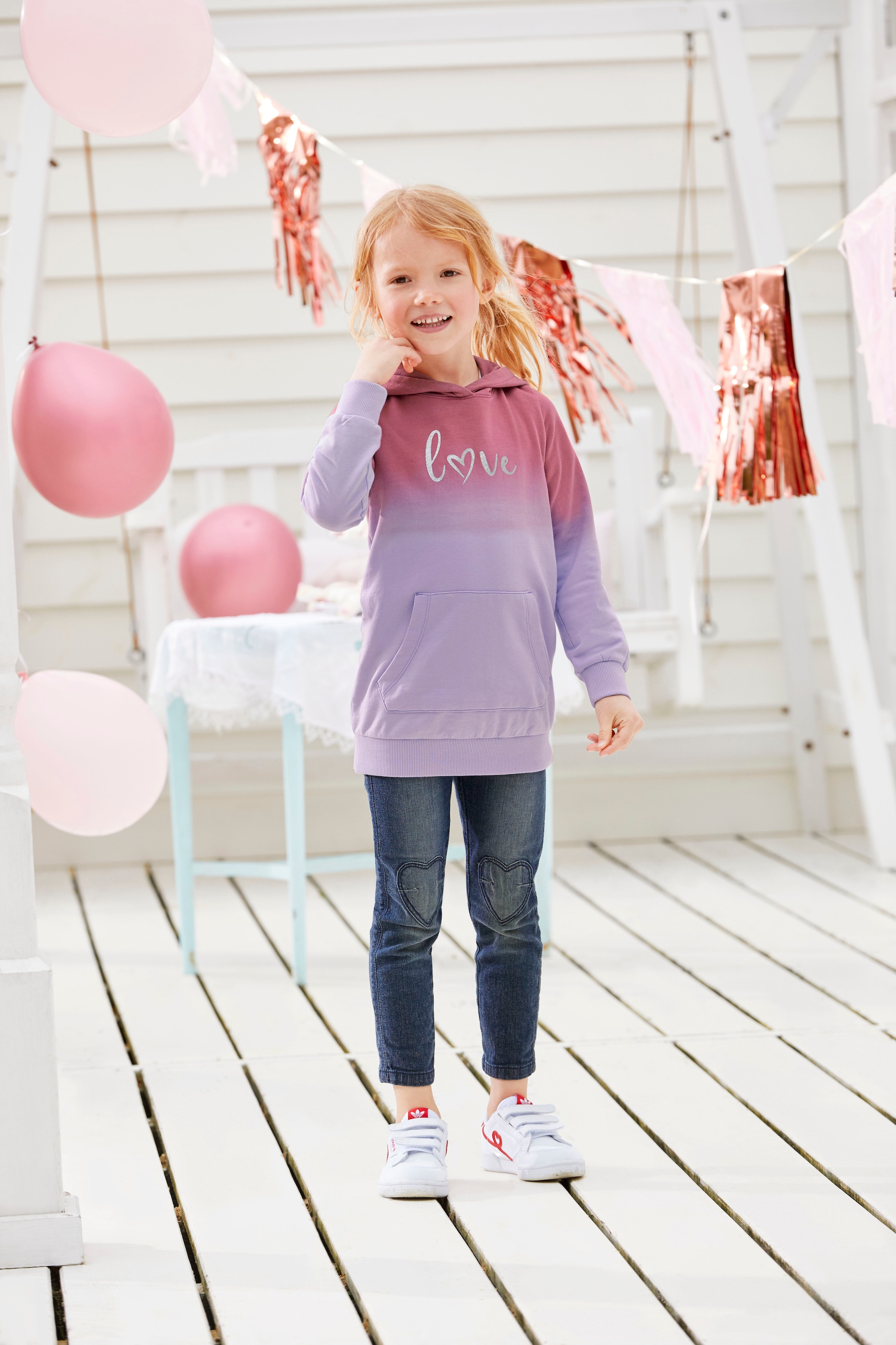 KIDSWORLD Longsweatshirt »LOVE«, im Farbverlauf mit Kapuze