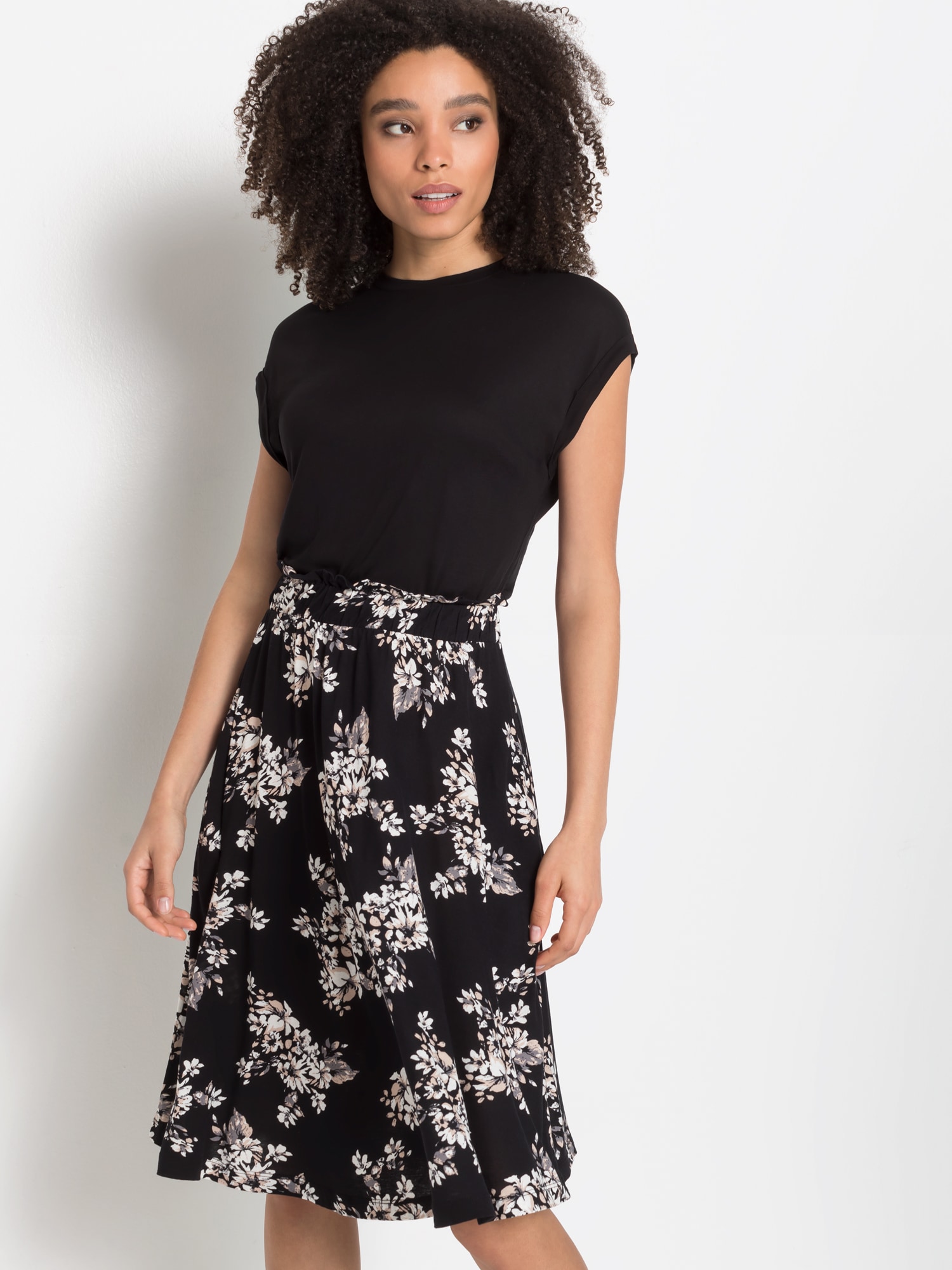 LASCANA Jerseykleid mit Paperbag-Bund