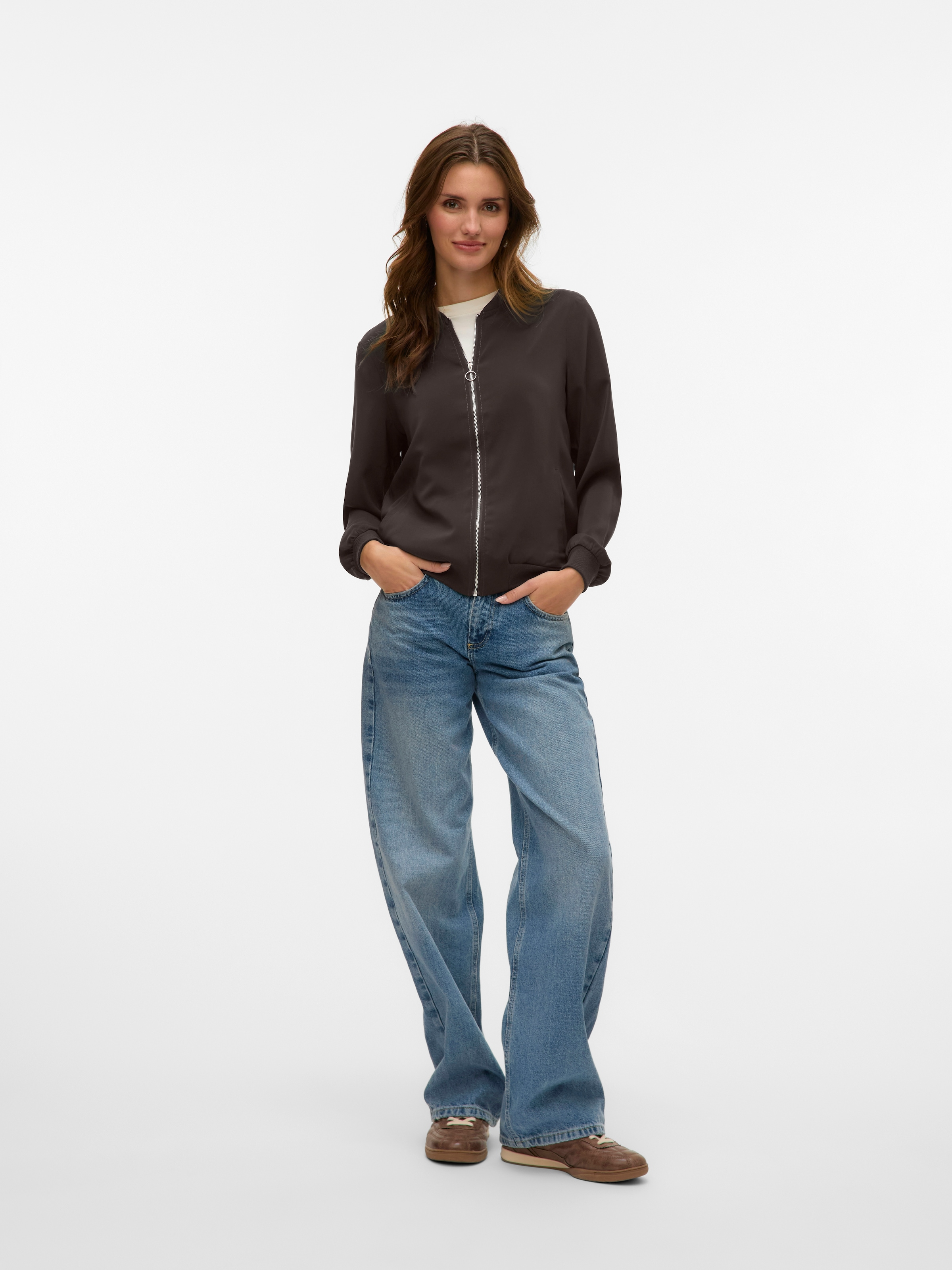 Vero Moda Bomberjacke »VMCOCO L/S BOMBER NOOS«, in modisch kurzer Form