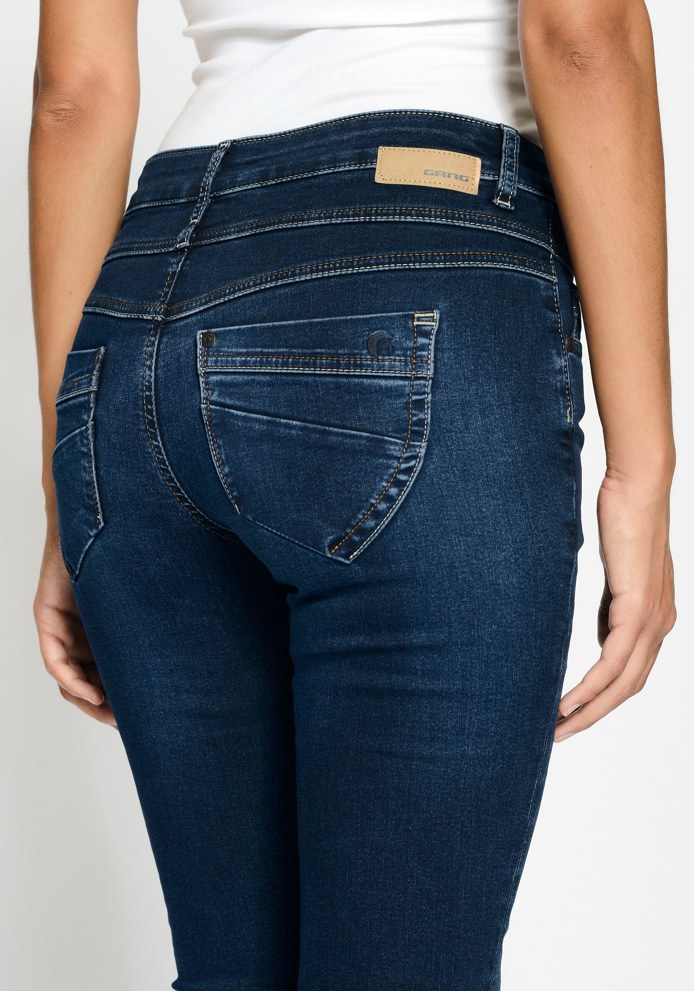 GANG Skinny-fit-Jeans »94MORA«, mit 3-Knopf-Verschluss und Passe vorne