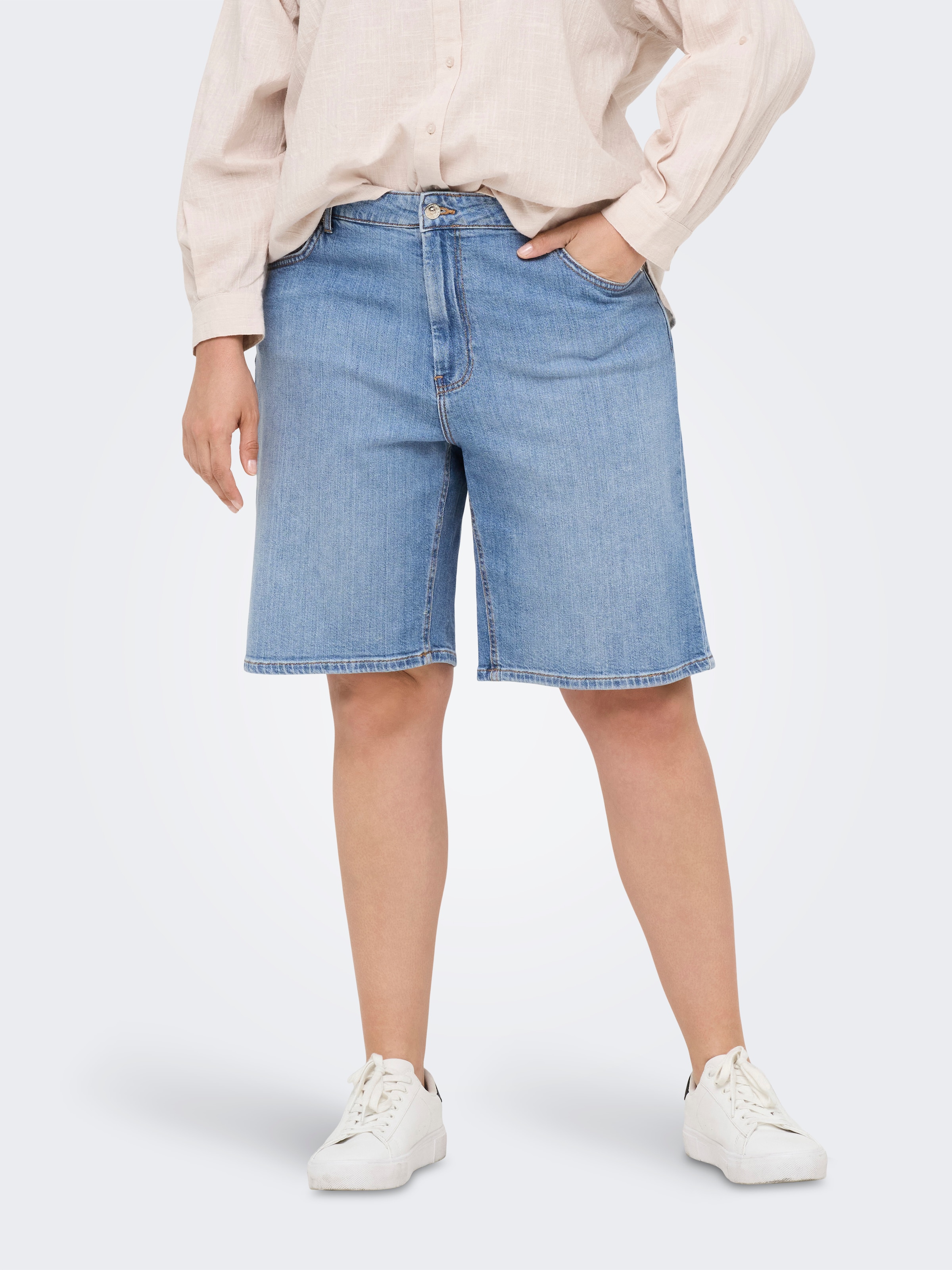 ONLY CARMAKOMA Jeansshorts »CARSONNY HW WIDE DNM SHORTS NAS843 NOOS«