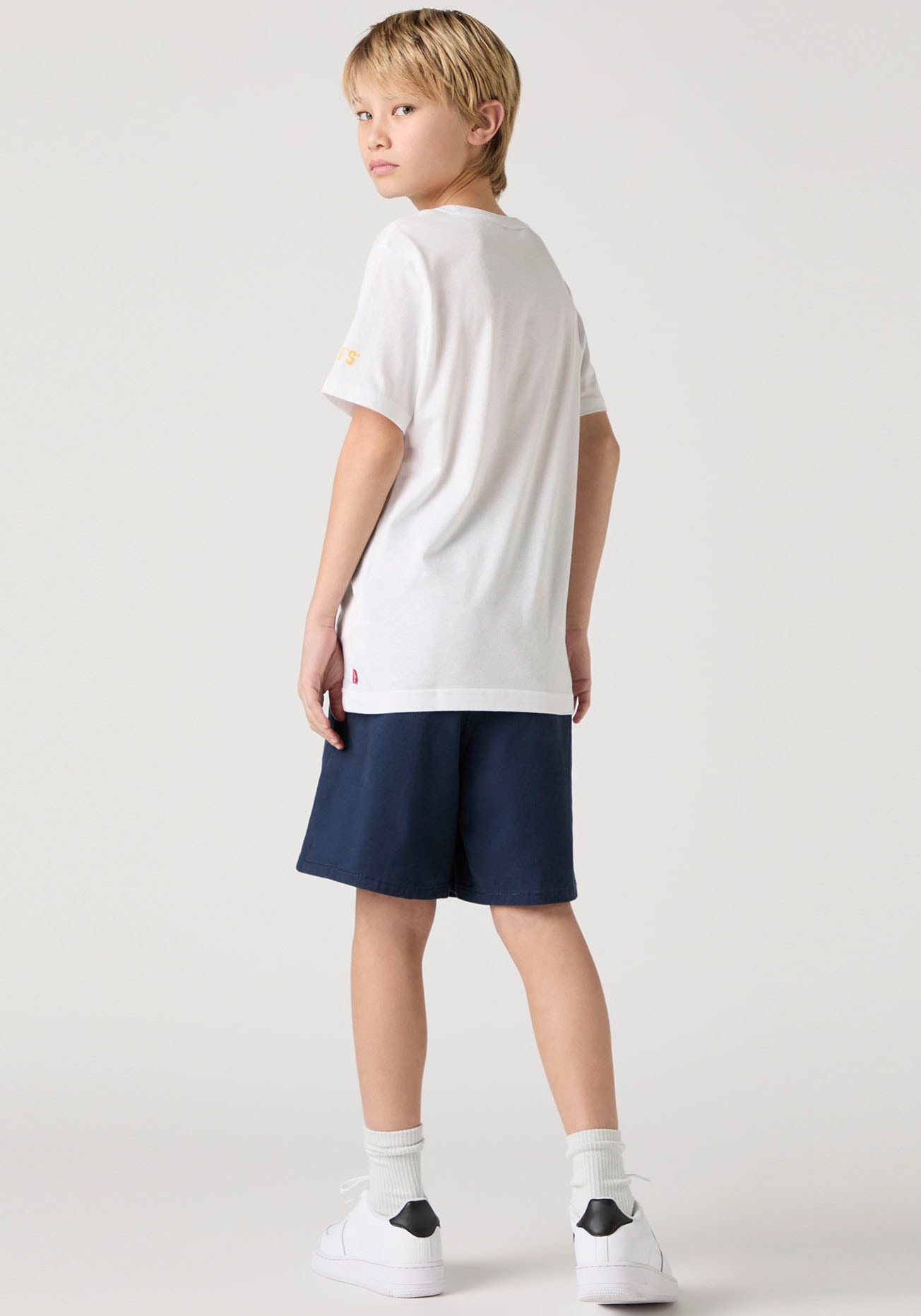 Levi's® Kids Chinoshorts »LVB XX AUTHENTIC CHINO SHORTS«, mit Markenlabel