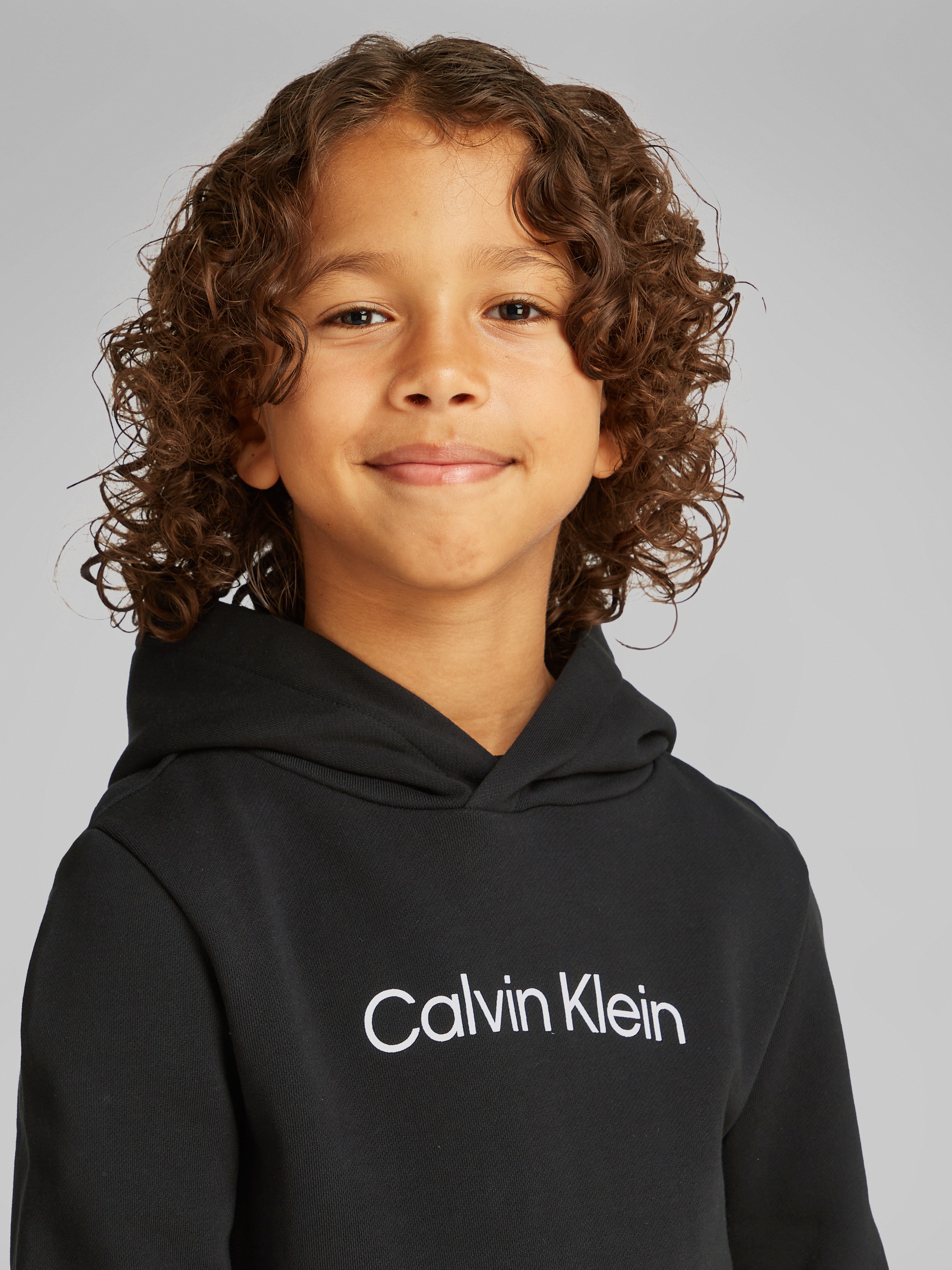 Calvin Klein Jeans Kapuzensweatshirt »Inst. Logo Reg. Terry Hoodie«, für Kinder bis 16 Jahre und mit Logoschriftzug