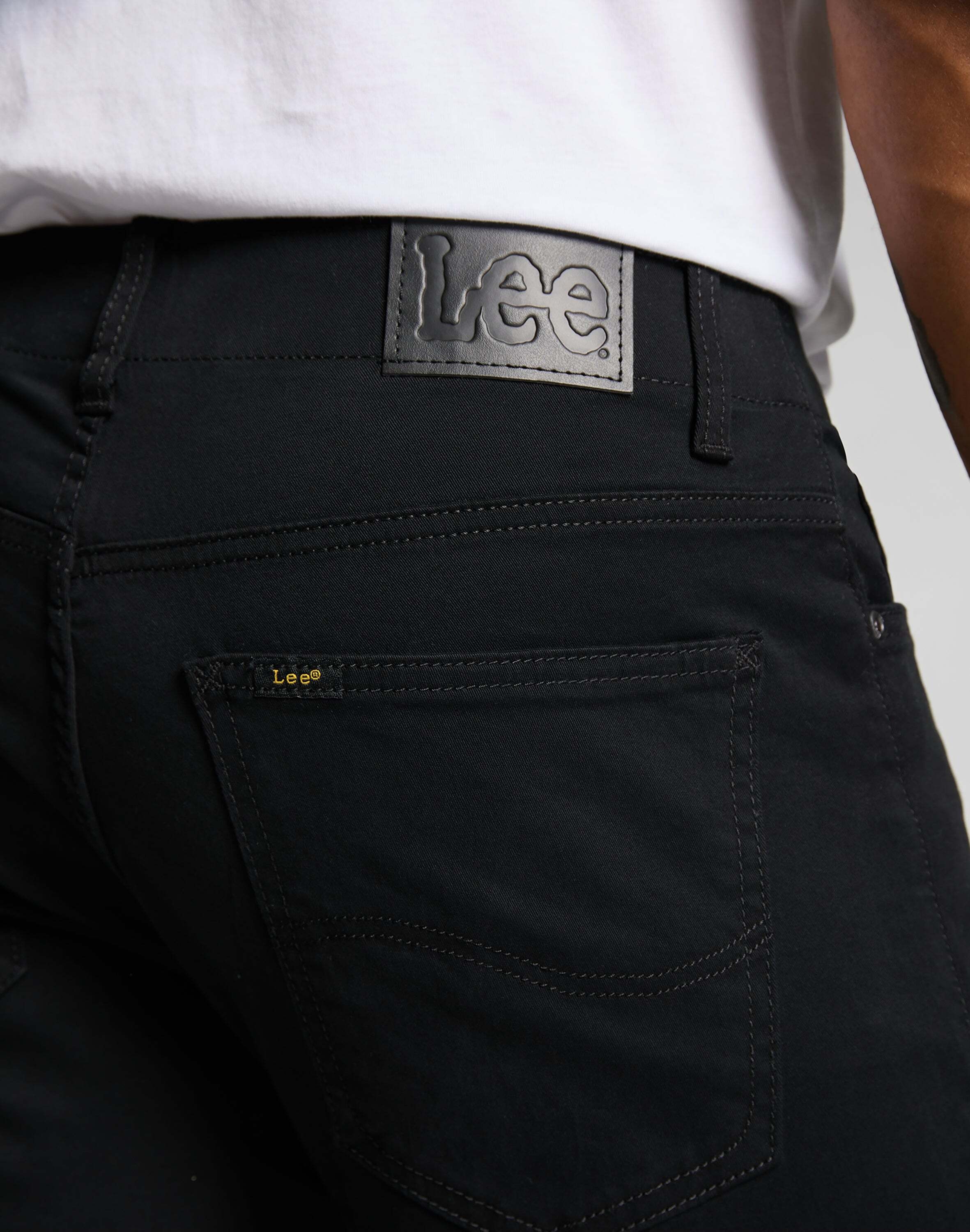 Lee® Stoffhose »LEE Jeans Straight Leg XM«