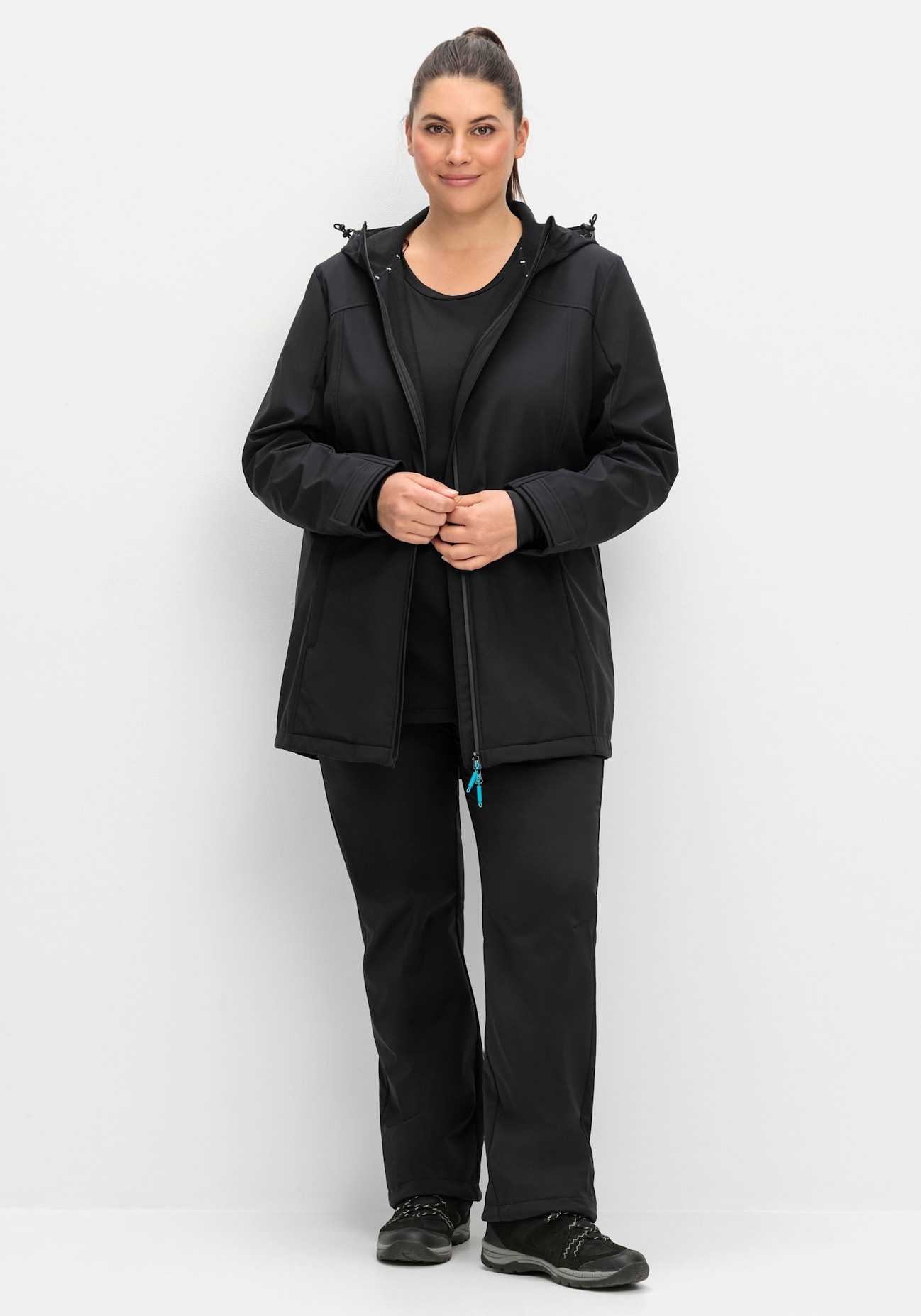 Sheego Softshelljacke, mit Kapuze