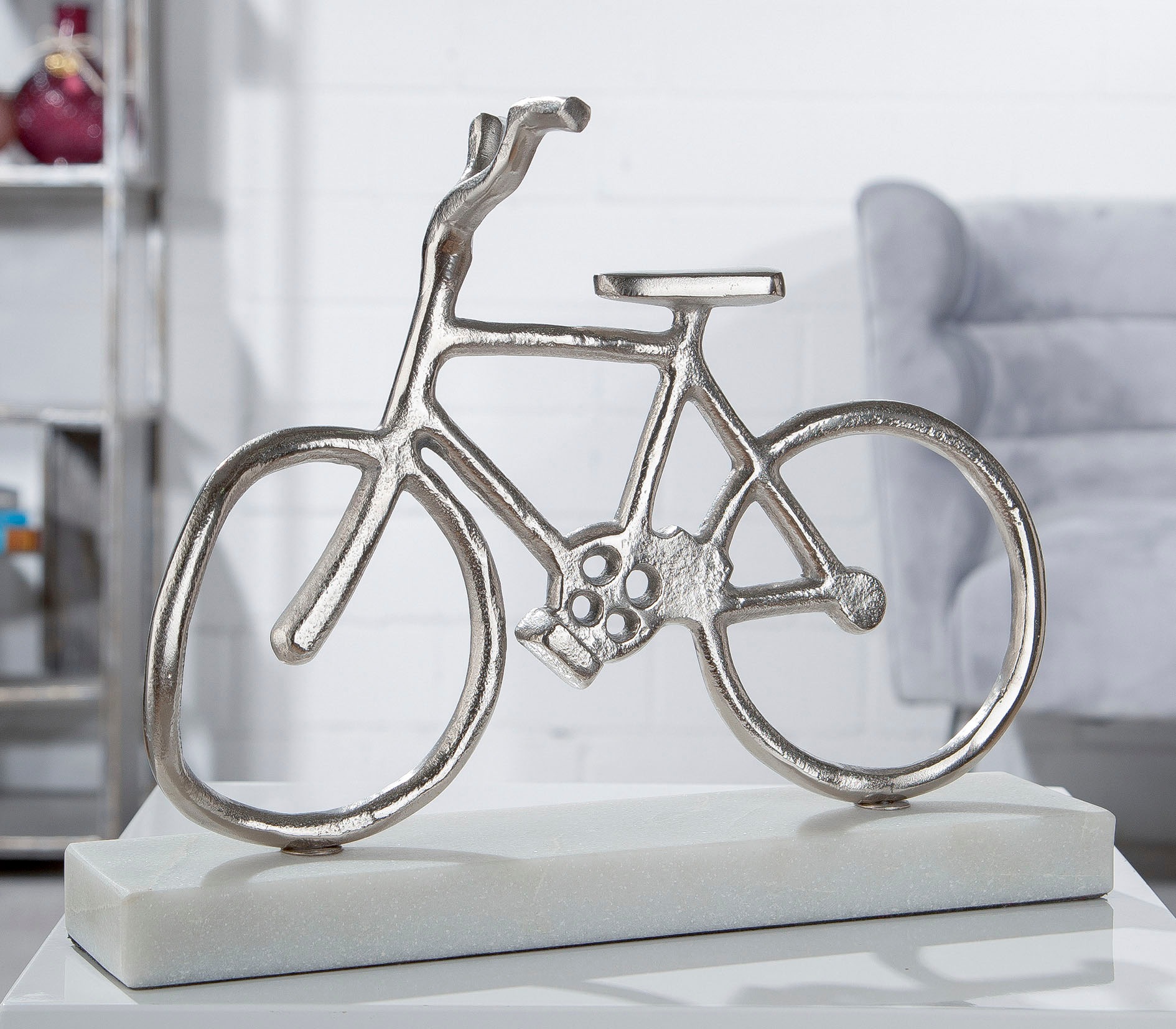 GILDE Dekofigur »Fahrrad auf Base, silber«, Dekoobjekt, aus Metall, Höhe 28 cm, Wohnzimmer