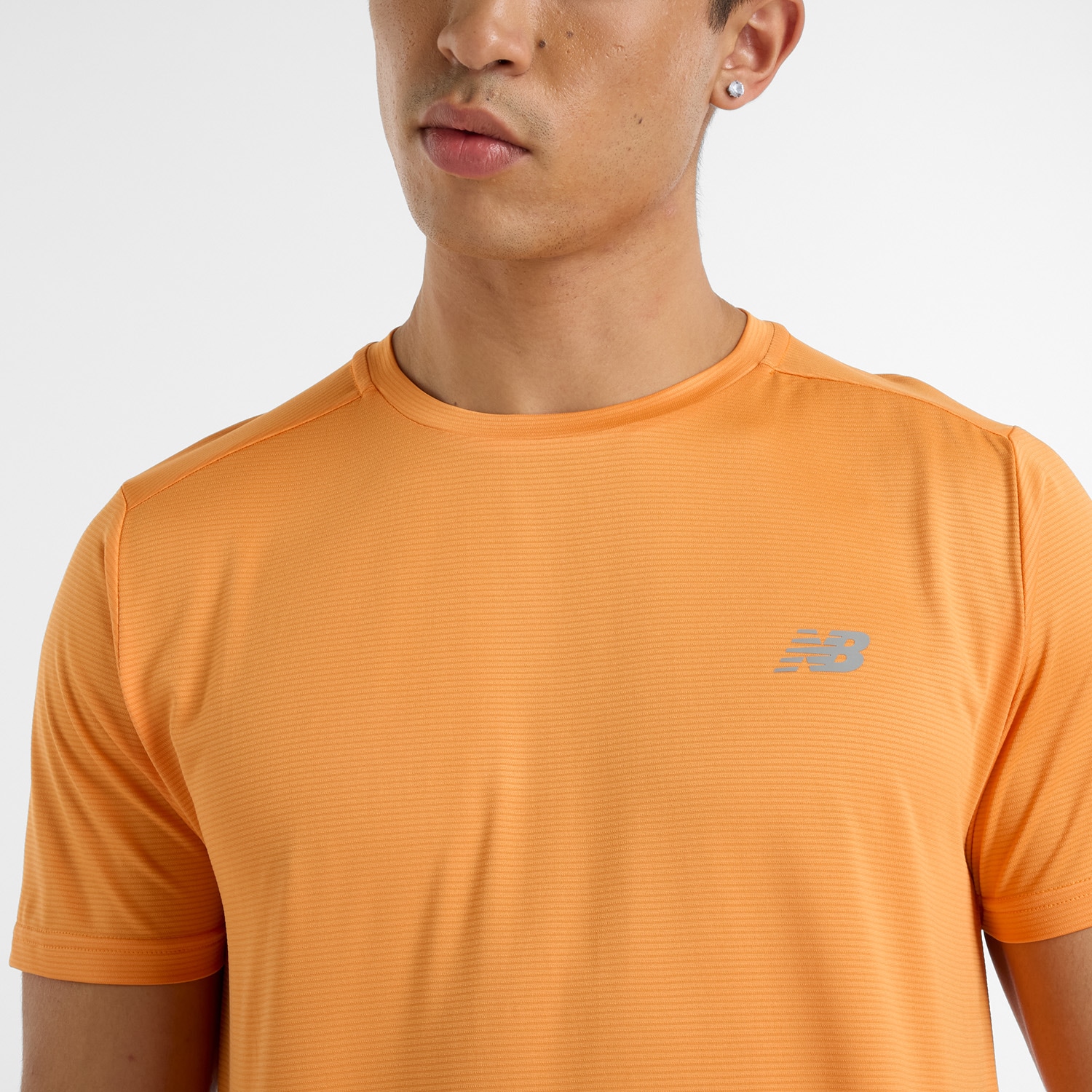 New Balance Laufshirt »Sport Essentials T-Shirt«, mit Streifendesign