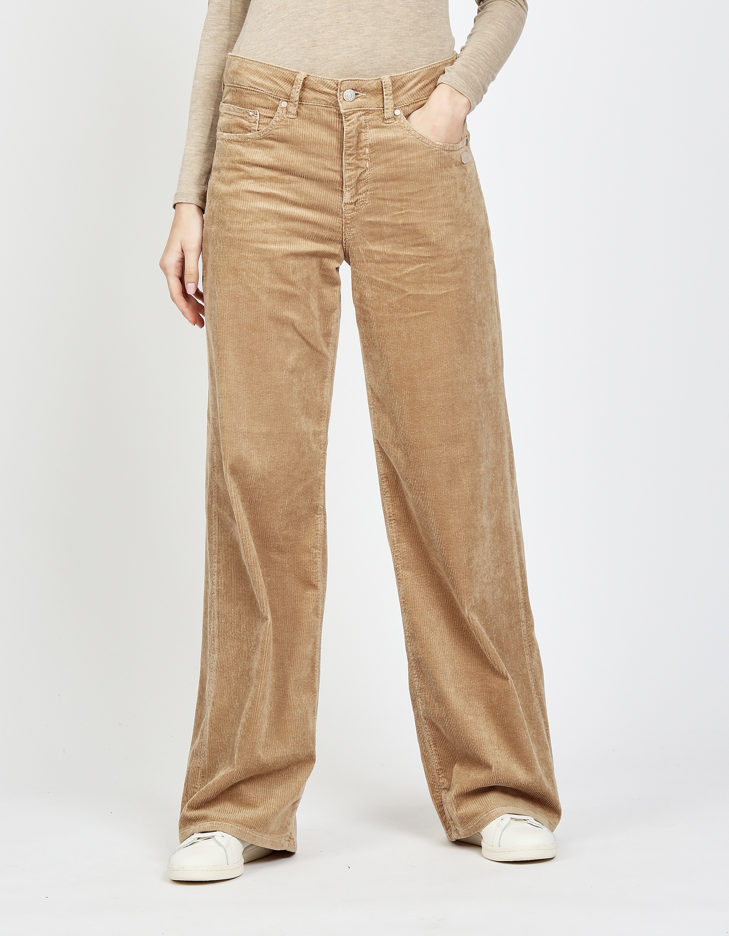 GANG Cordhose "94CARLOTTA LONG" im Wide Fit mit geradem Beinverlauf