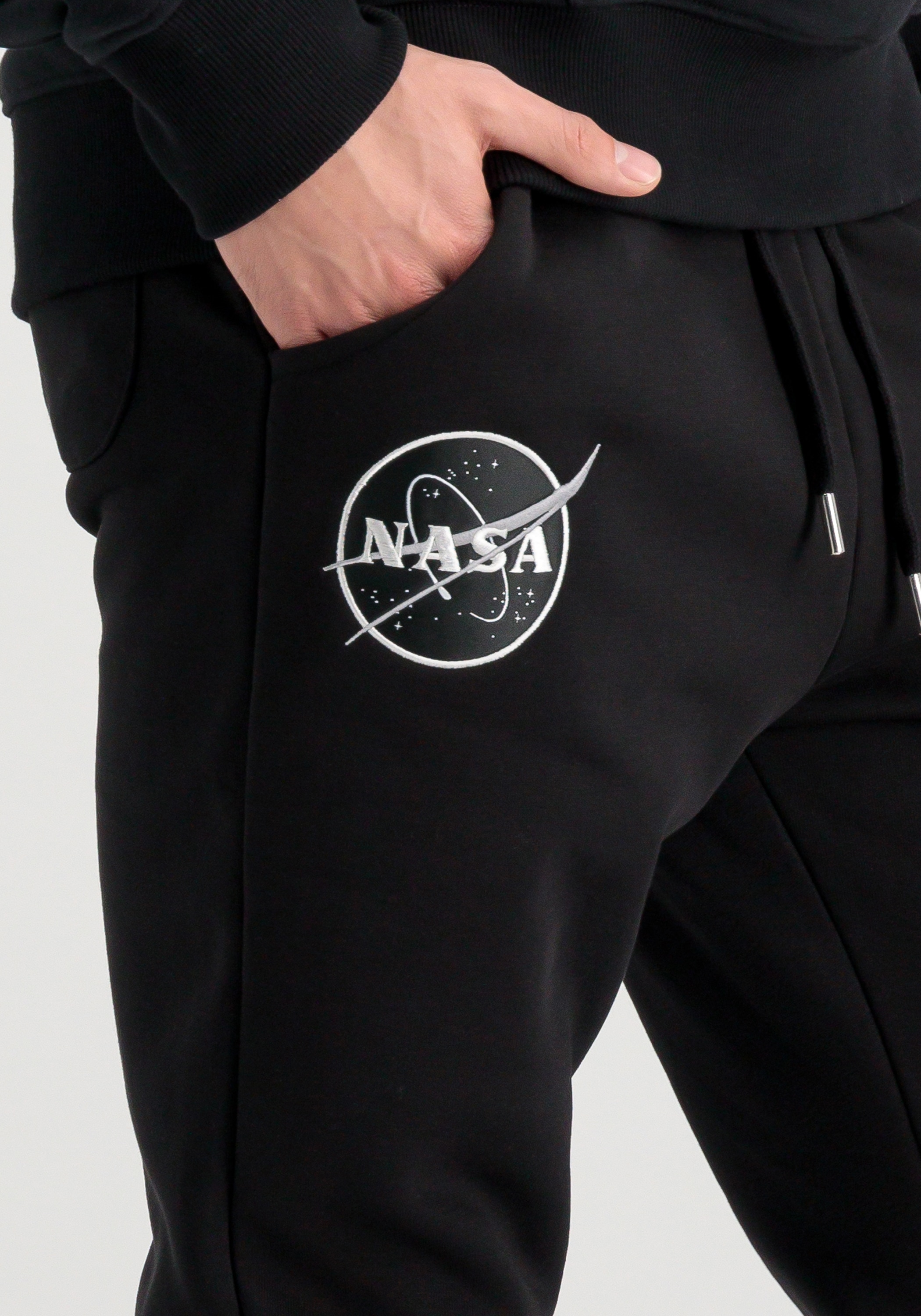 Alpha Industries Jogginghose »Alpha Industries Men - Jogger NASA Cargo Sweat Jogger«