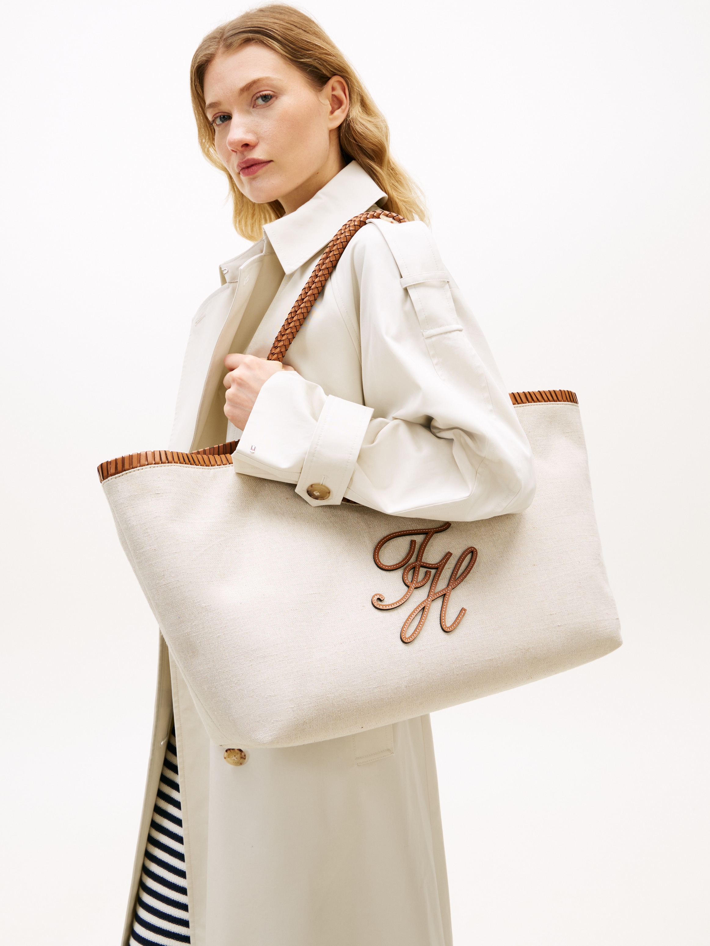 TOMMY HILFIGER Tasche - Shopper TH ELEV creme