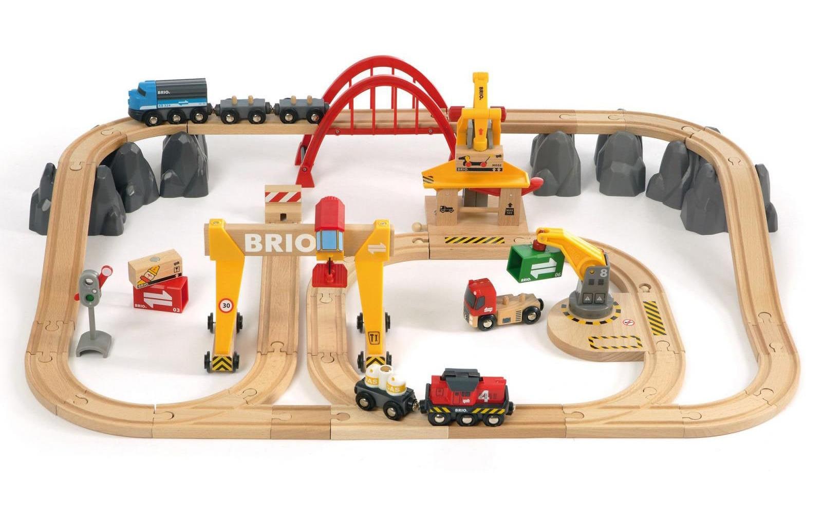 BRIO® Spielzeugeisenbahn-Erweiterung »BRIO® WORLD Frachten Set Deluxe«, (Set)