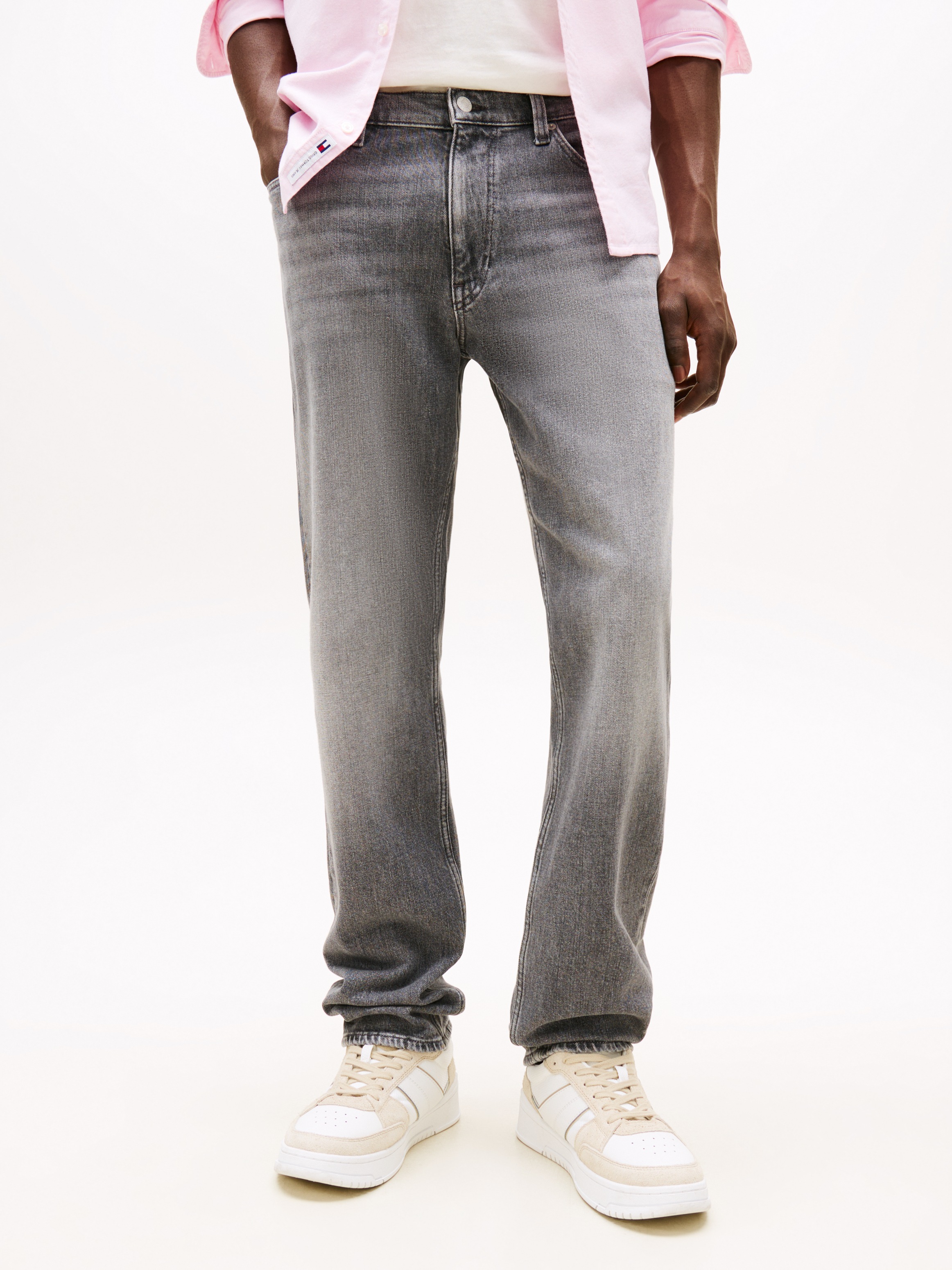 Tommy Jeans Slim-fit-Jeans »Ryan Regular Slim Straight« Slim‑Straight‑Jeans aus hochwertigem Denim regulärer Leibhöhe