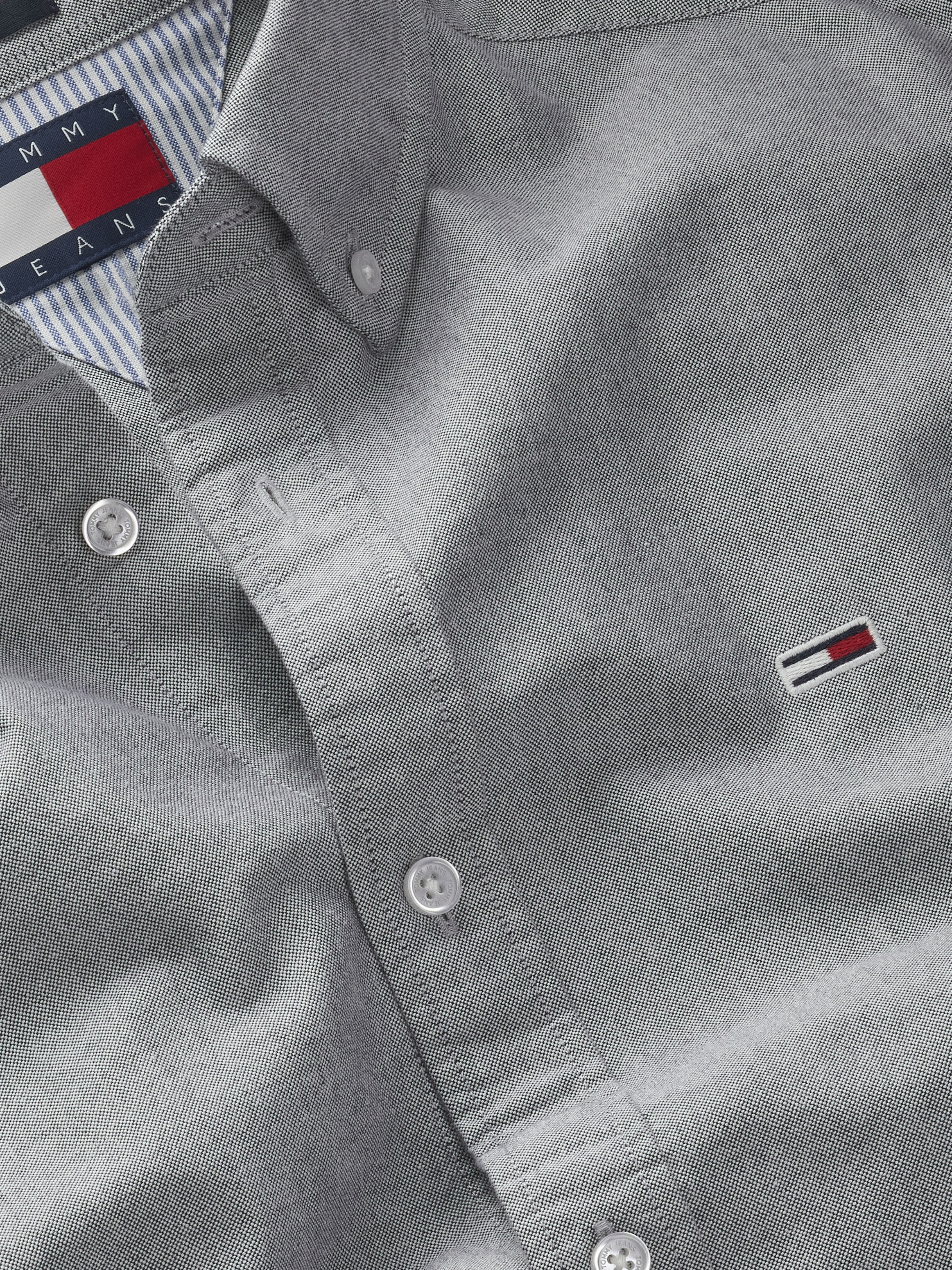 Tommy Jeans Plus Langarmhemd »TJM REG OXFORD SHIRT EXT«, in Grossen Grössen, Logostickerei, Button-down-Kragen