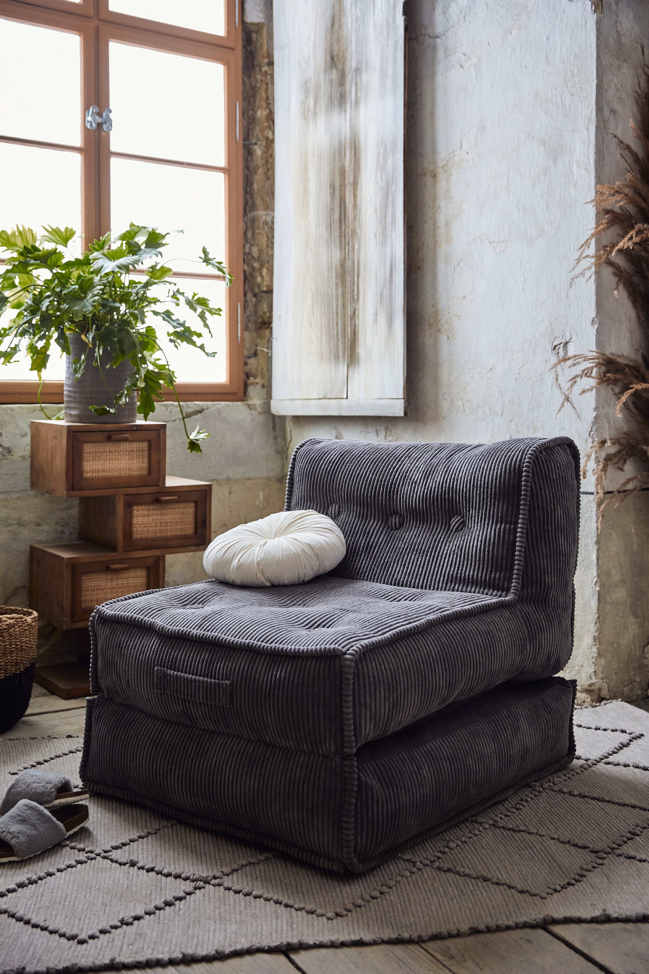 INOSIGN Sessel »Pia«, Loungesessel aus Cord, in 2 Grössen, mit  Schlaffunktion, Pouf-Funktion. online bestellen | Jelmoli-Versand
