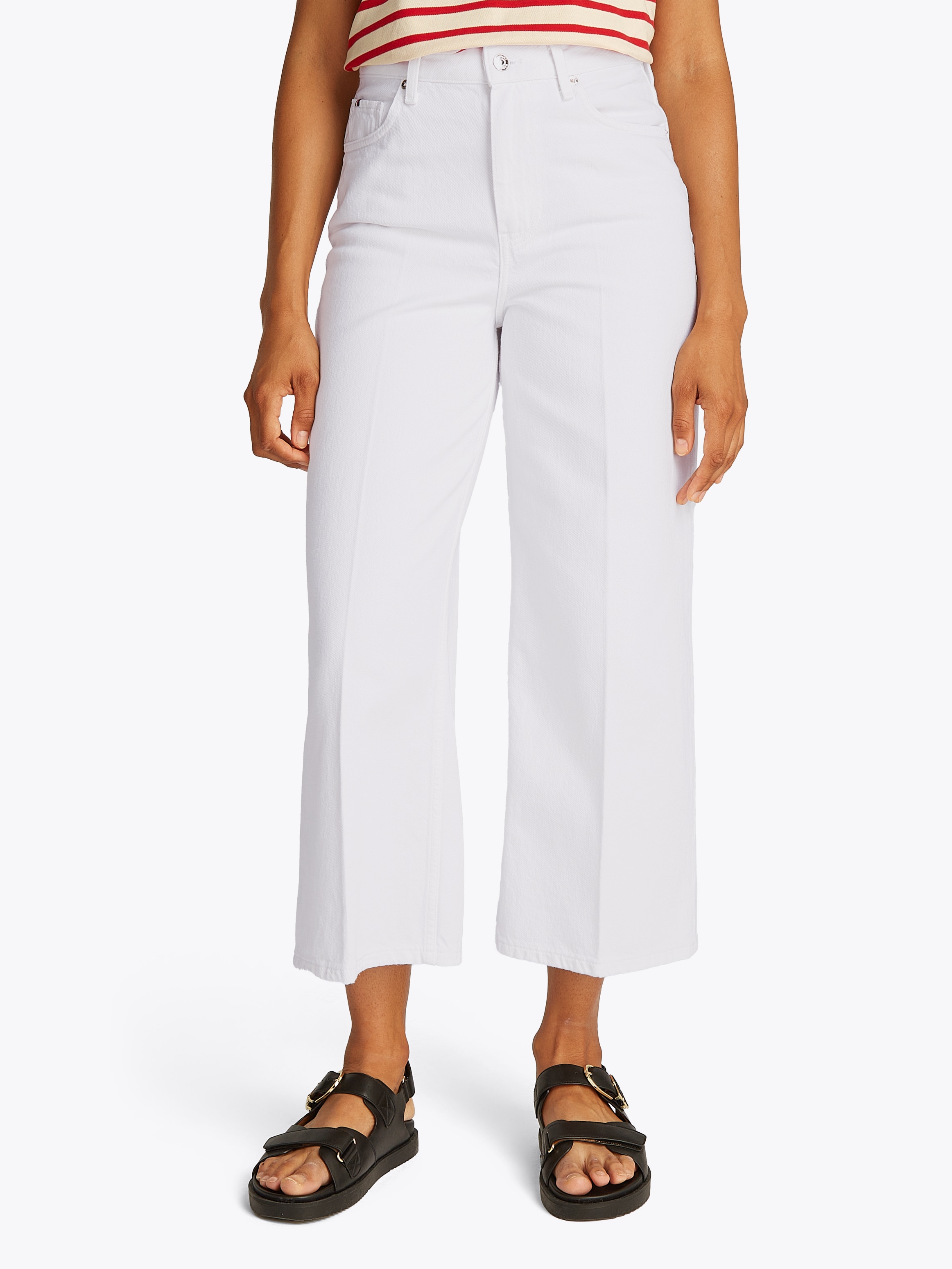 Tommy Hilfiger Weite Jeans »WIDE LEG HW LOU«, mit Logo-Badge, mit Nieten, mit Bügelfalten