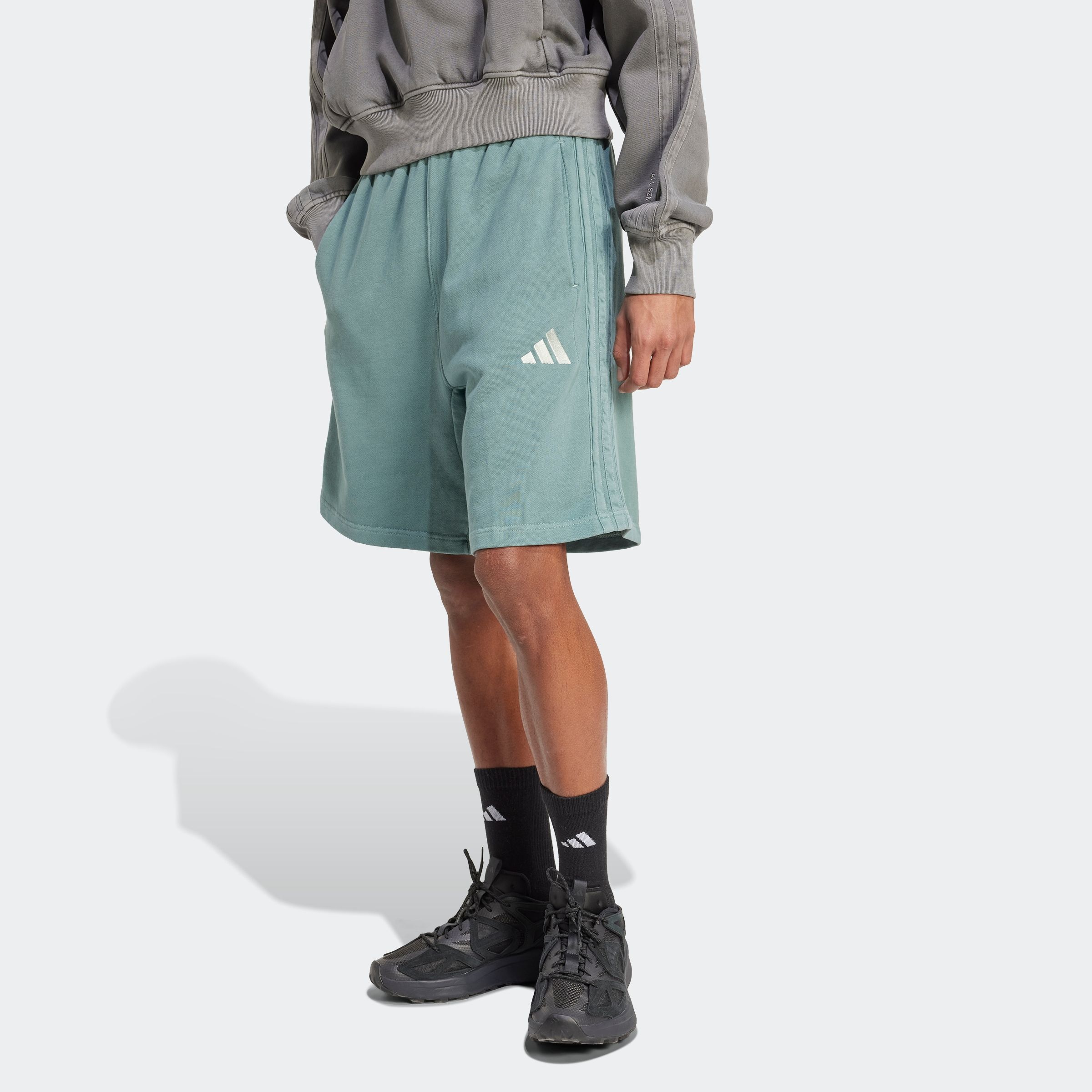 adidas Sportswear Shorts »M A SZN W FT SH«, (1 tlg.)