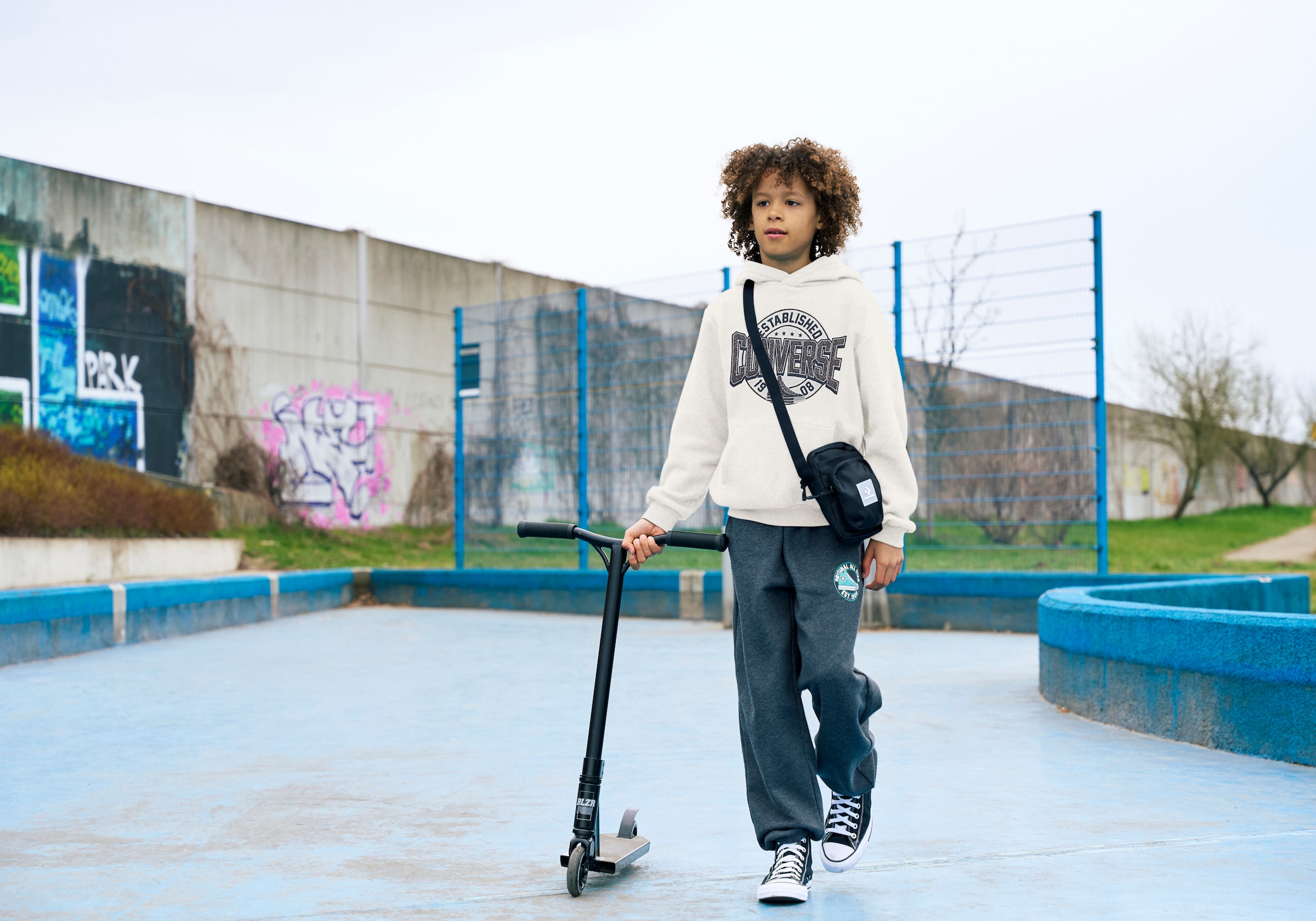 Converse Kapuzensweatshirt »CNVB HERITAGE EST CNV PO HOODY«, (1 tlg.)