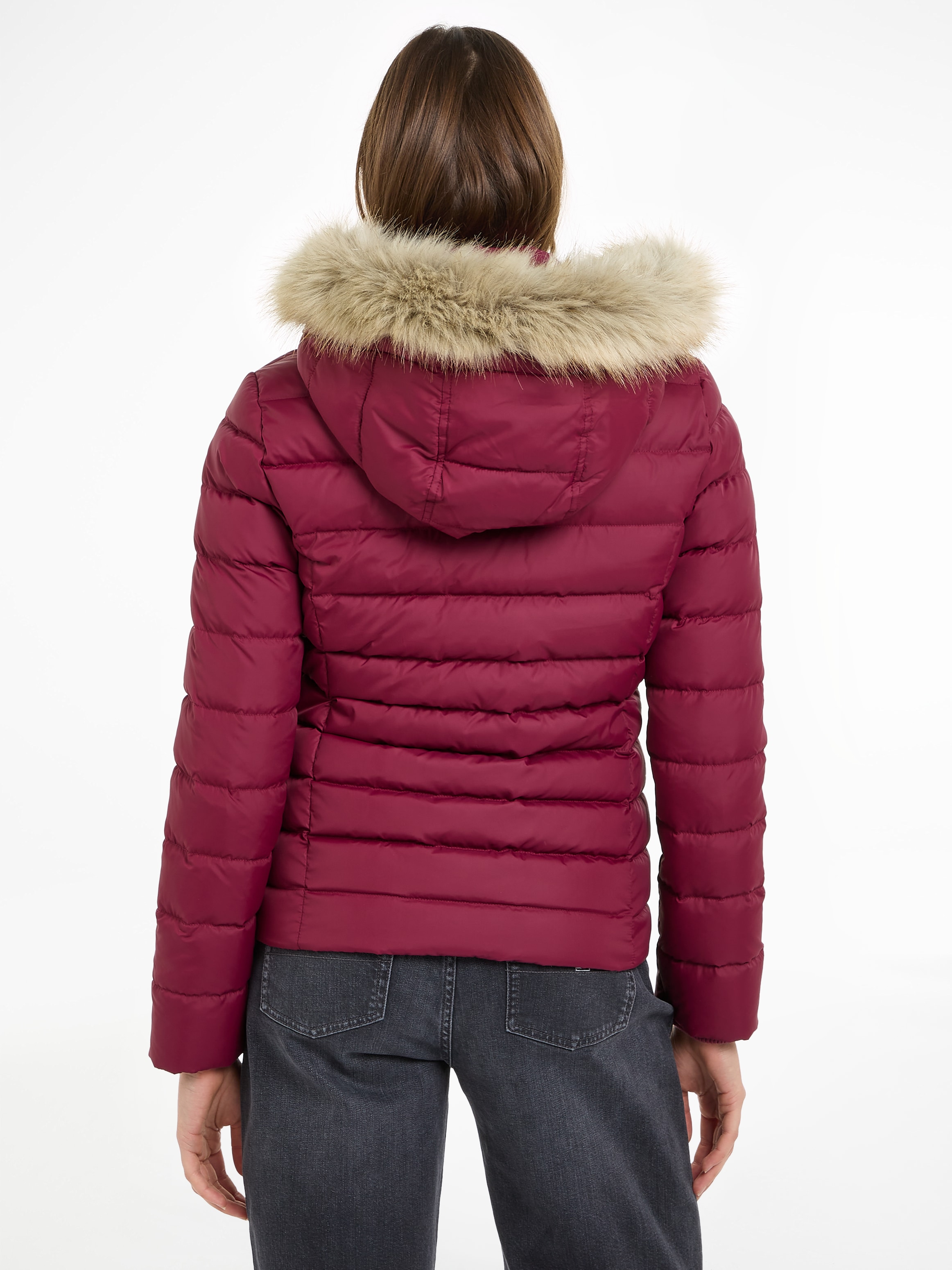 Tommy Jeans Steppjacke »TJW BASIC HOODED DOWN JACKET EXT«, mit Kapuze, mit Logostickerei