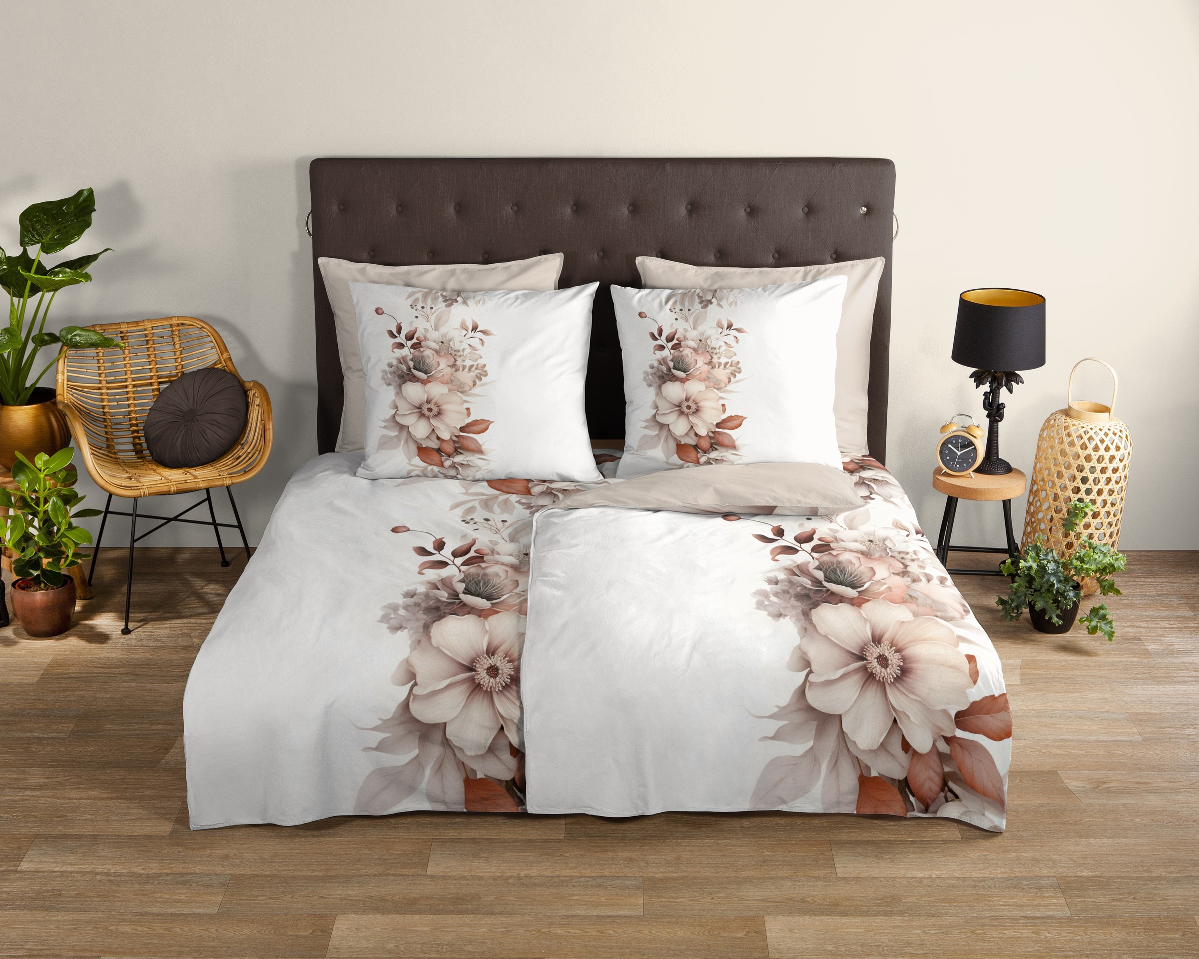 good morning Wendebettwäsche »Vester«, 100% Baumwolle, Renforcé, Reissverschluss, Wendeoptik, Blumen, cream
