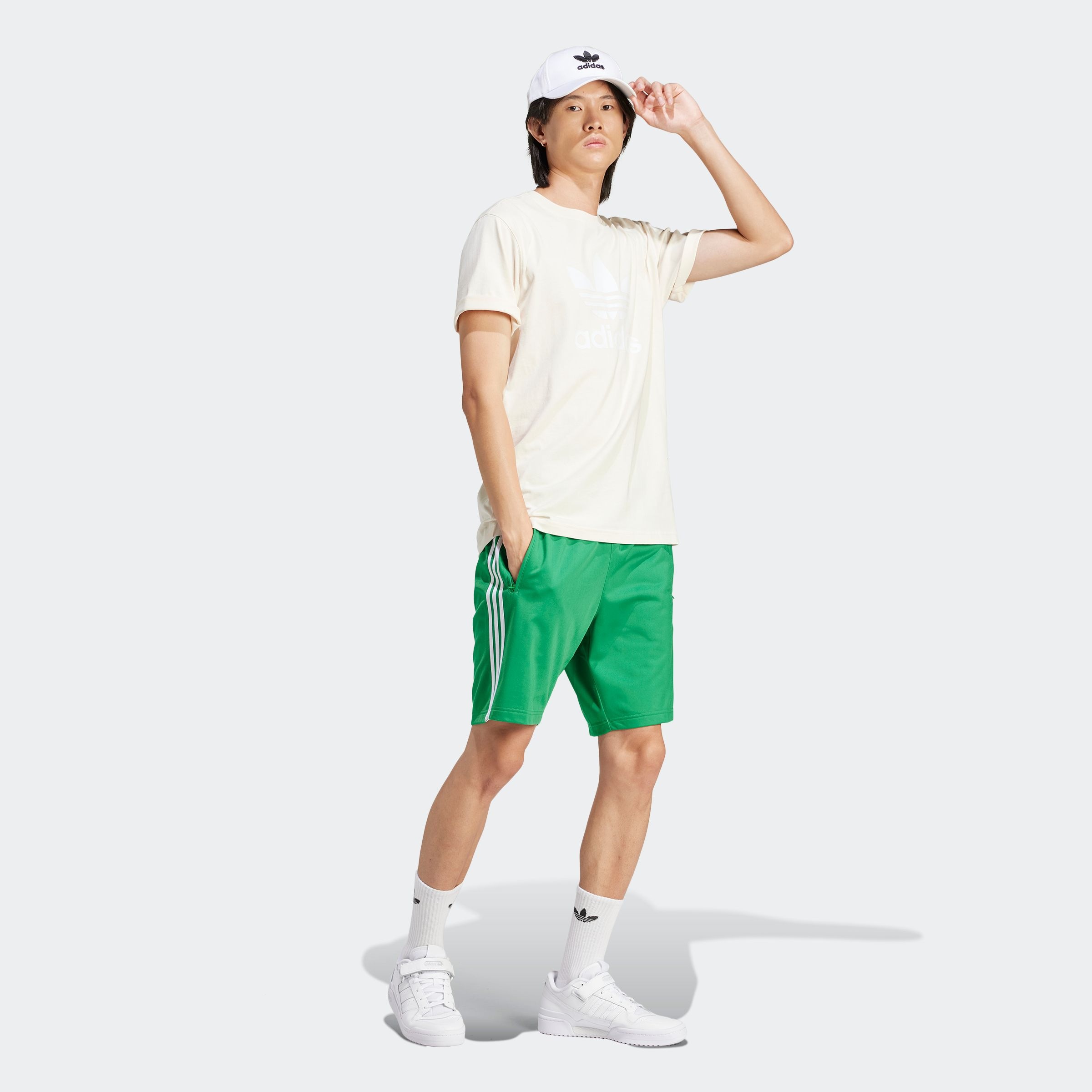 adidas Originals T-Shirt »TREFOIL T-SHIRT«, Basic Shirt mit grossem Trefoil Logoprint