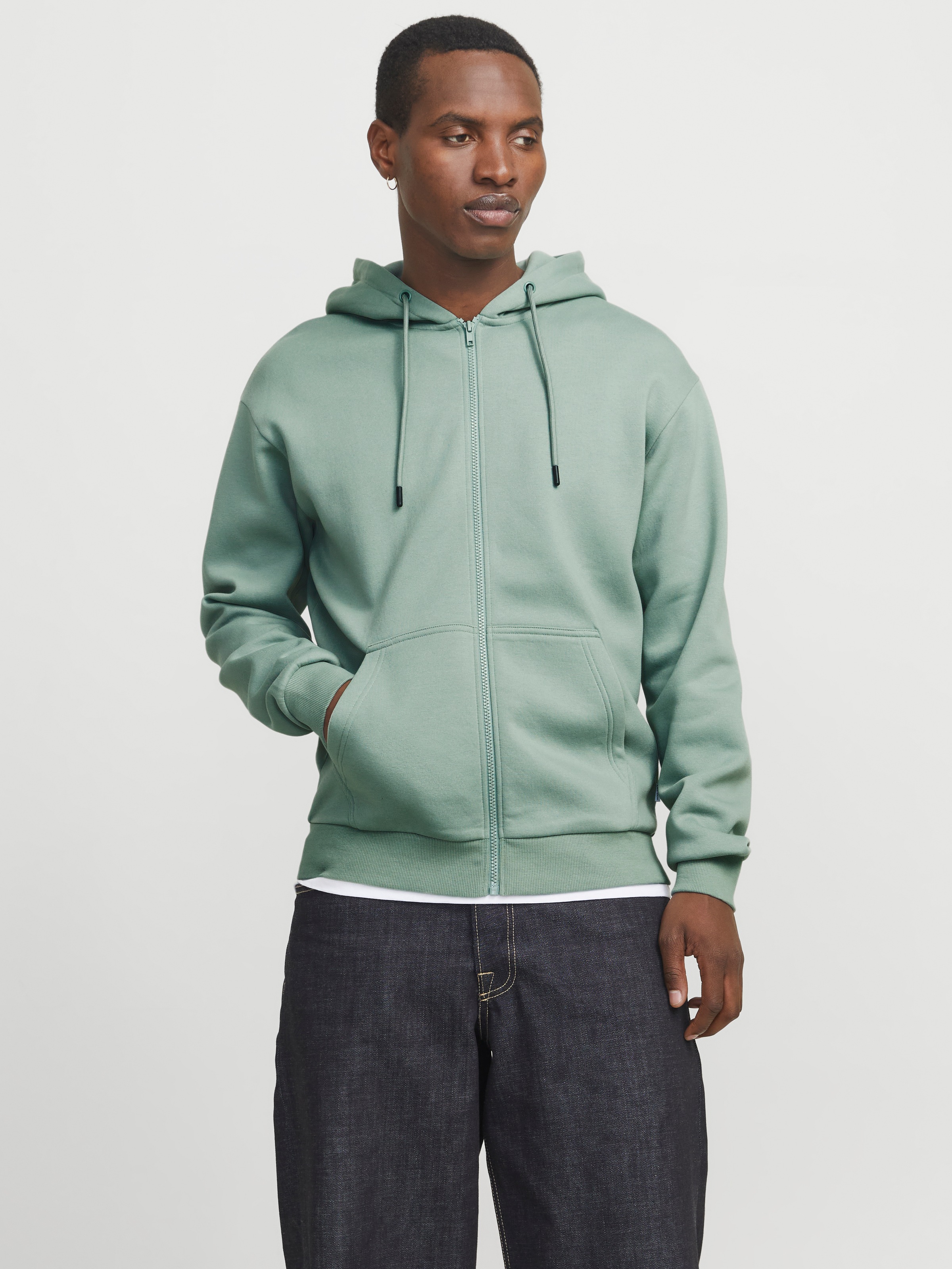 Jack & Jones Kapuzensweatjacke »JJEBRADLEY mit Kapuze, ideal für kalte Jahreszeit« mit Kapuze