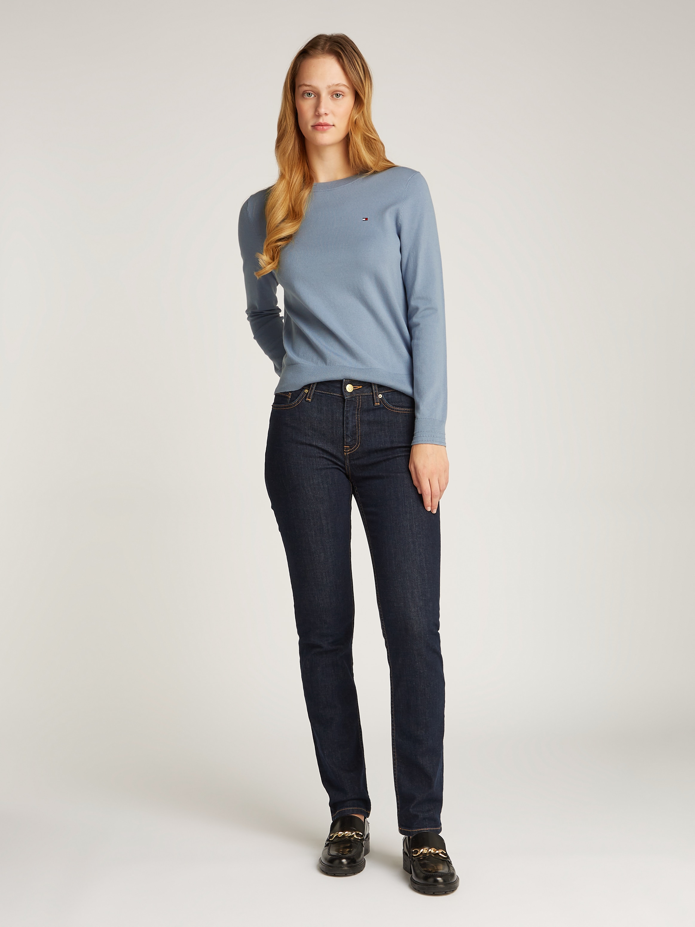 Tommy Hilfiger Rundhalspullover »CO JERSEY STITCH LS C-NK SWT«, mit Logostickerei