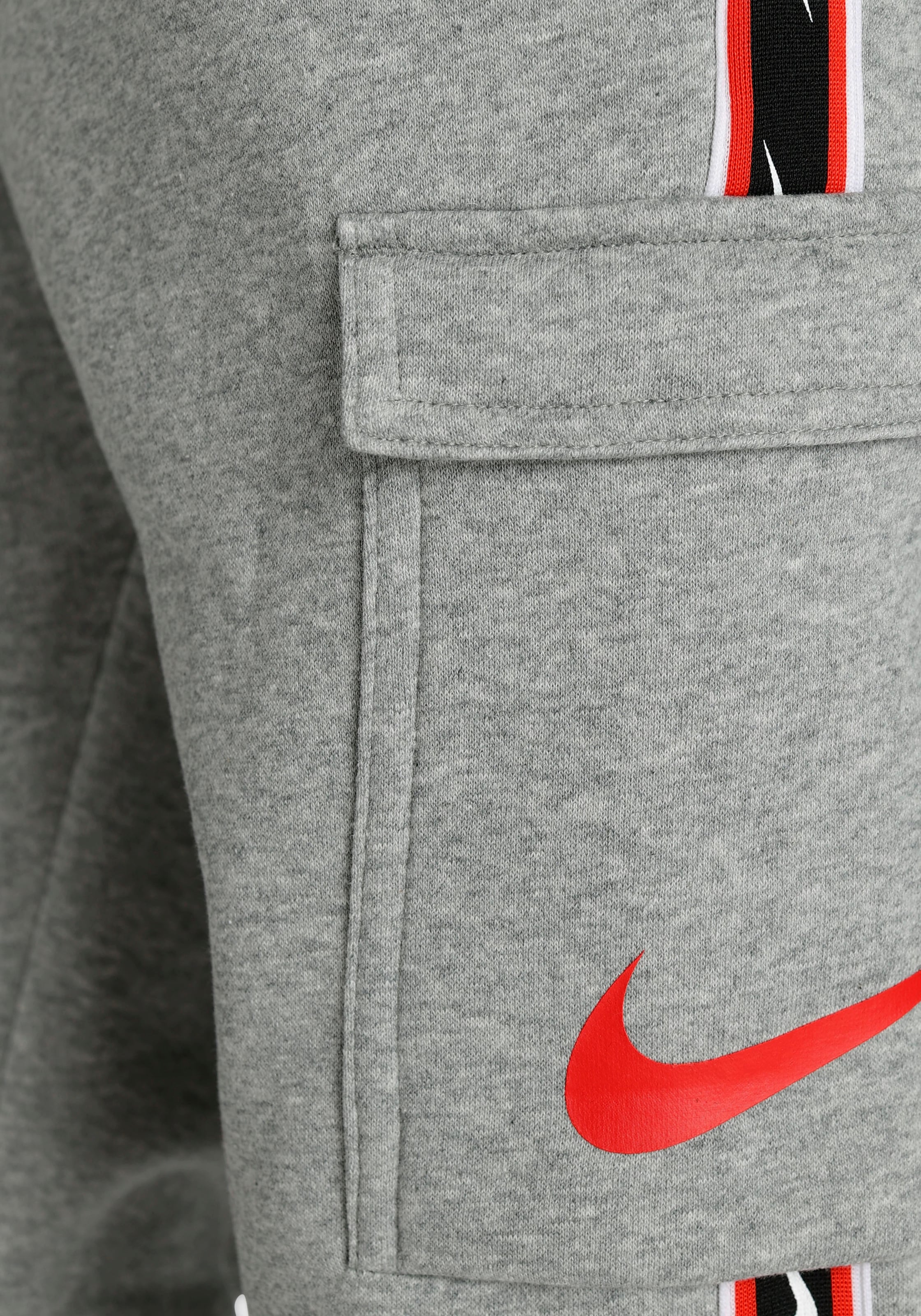 ✵ Nike Sportswear Jogginghose | ordern Jelmoli-Versand FLC NSW »B PANT« CARGO SW REPEAT online